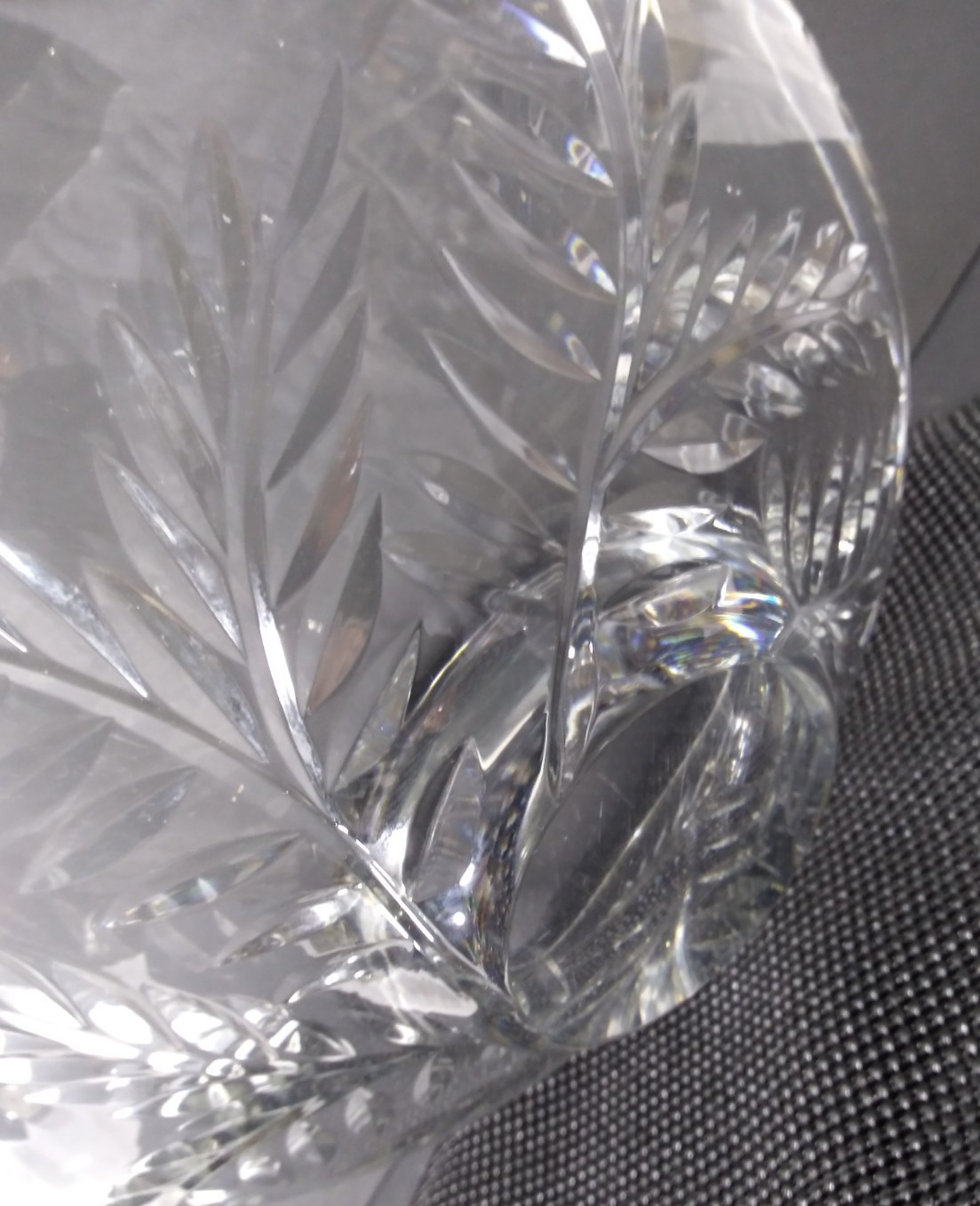 Art Glass Lead Crystal Clear Etched Wheat w/Scalloped Edge Large HEAVY Bowl