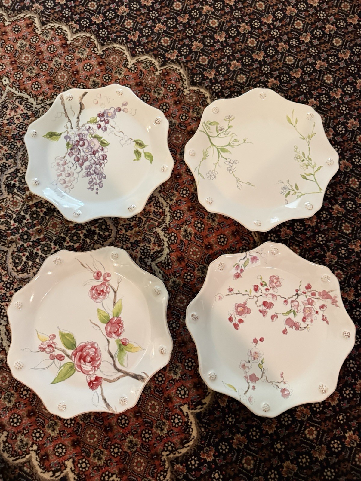 Set of 4 Juliska Berry & Thread Floral Sketch Assorted Dessert/salad Plates 9 In