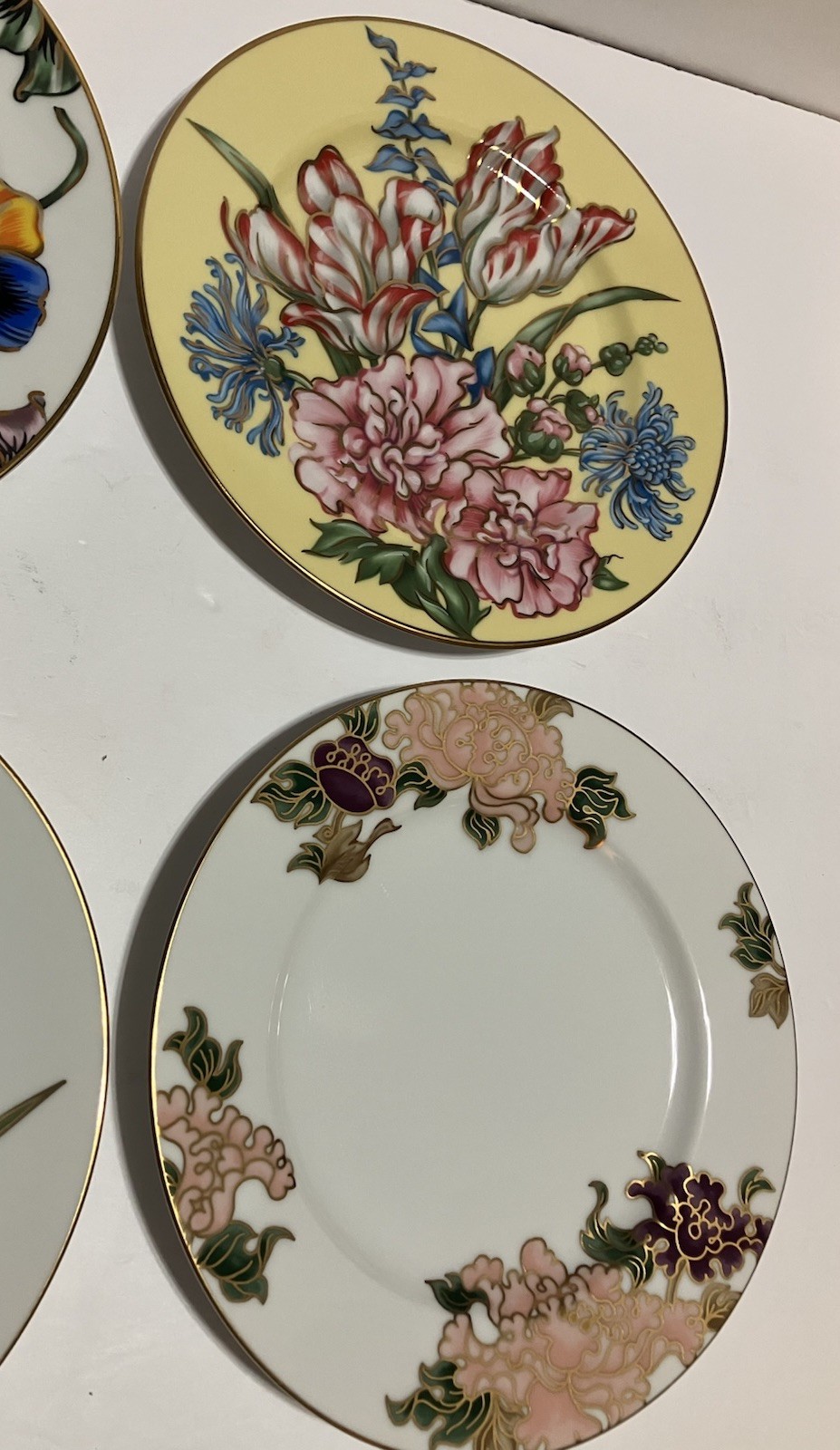 Fitz And Floyd Salad/ Bread Plates (4) Floral Porcelain Gold Trim 7.5 Inches