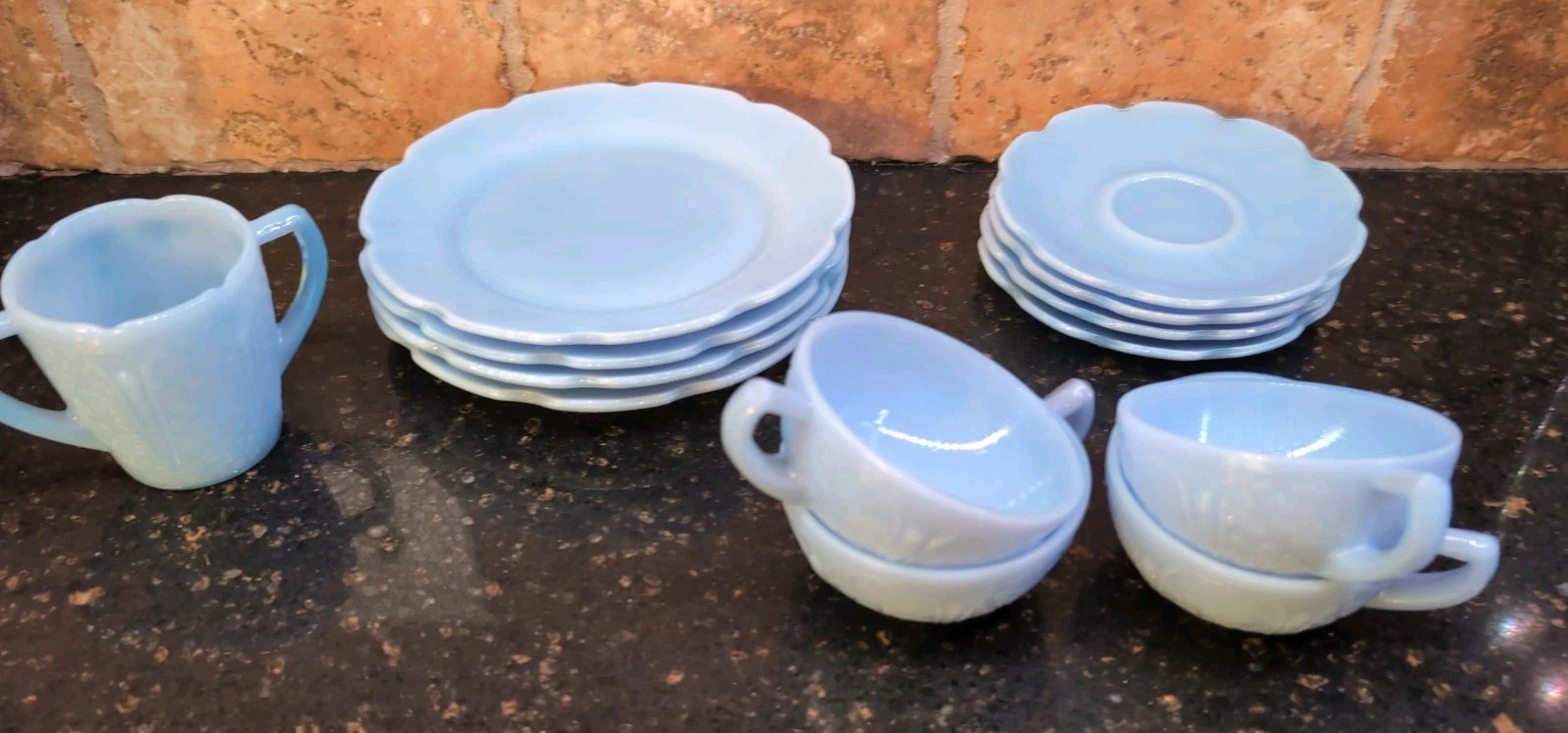 VTG JEANNETTE CHERRY BLOSSOM DELPHITE 13 PIECE JUNIOR DINNER SET