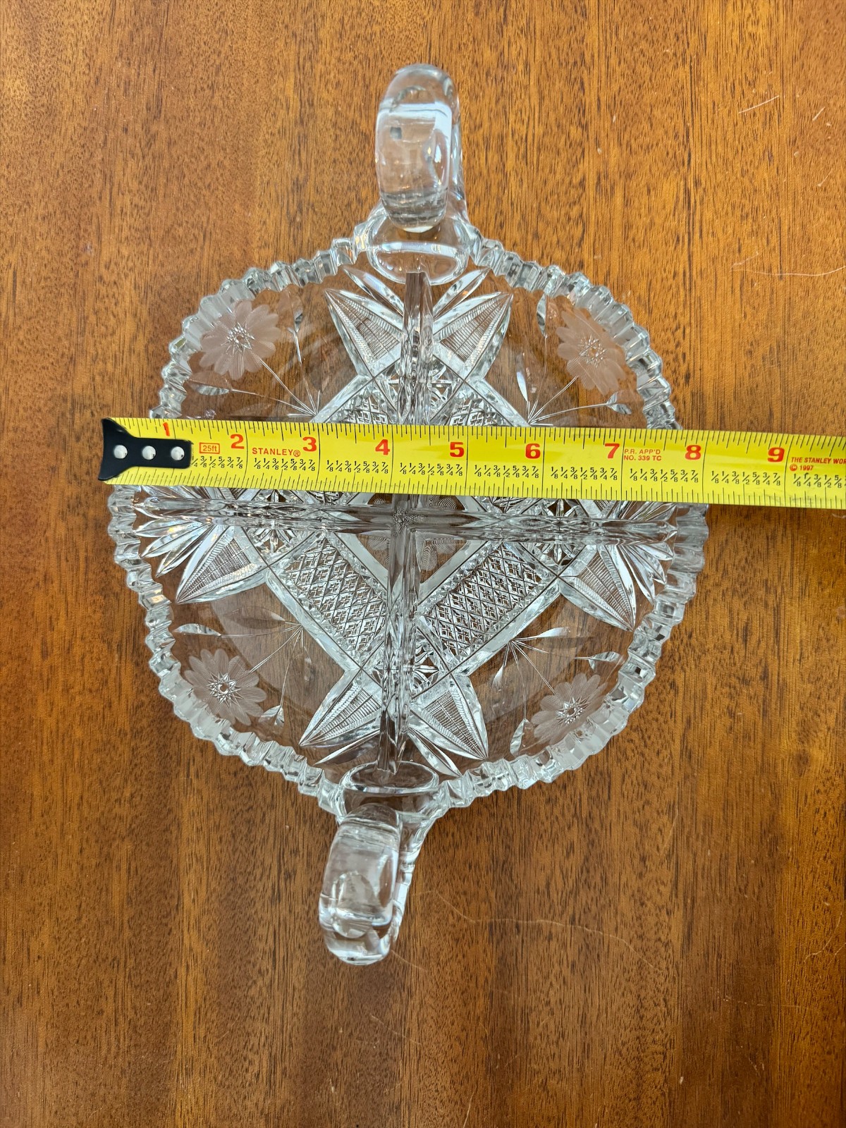 Pretty Vintage Cut Glass Divided Relish Dish with Handles – Starburst 11″x8″