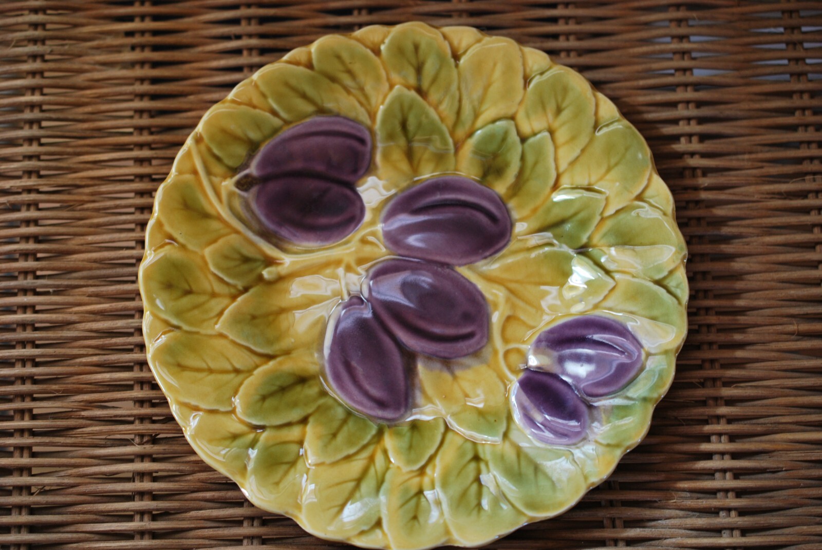 Vintage Sarreguemines Majolica Fruit Plate Plums and Leaves France 1920-1950