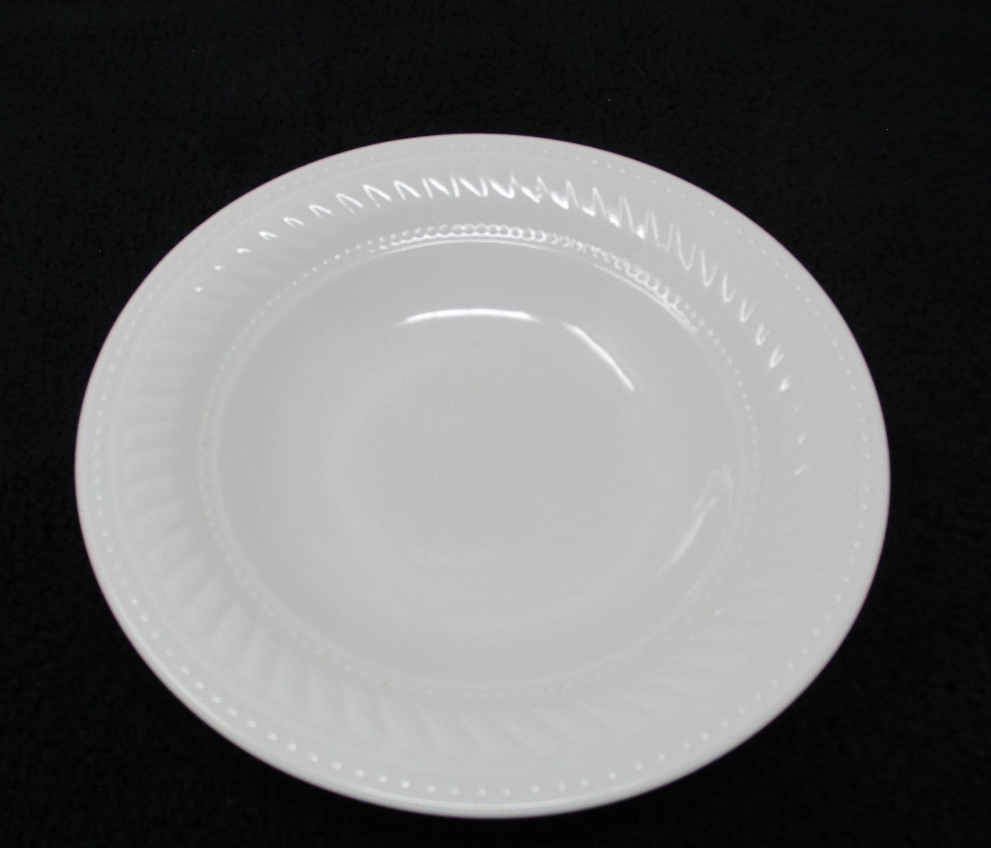 Gibson Designs Imperial Braid 8″ White Soup Cereal Bowl NEW