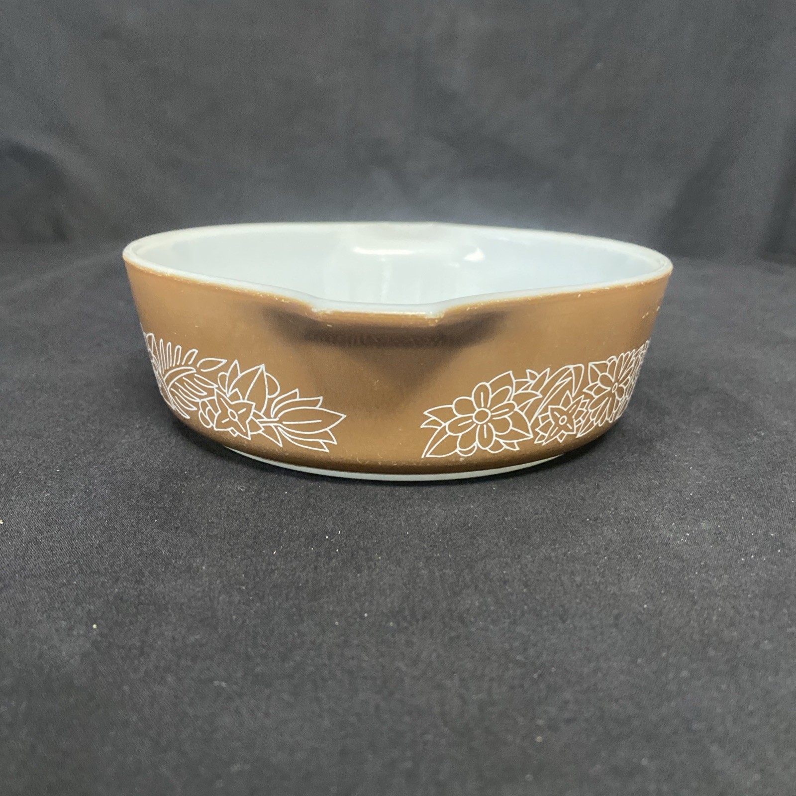 2 Vtg Pyrex Woodland 6” Casserole Dishes W/ Lid-Brown & Tan 2.5”/2”(472-B/471-B)