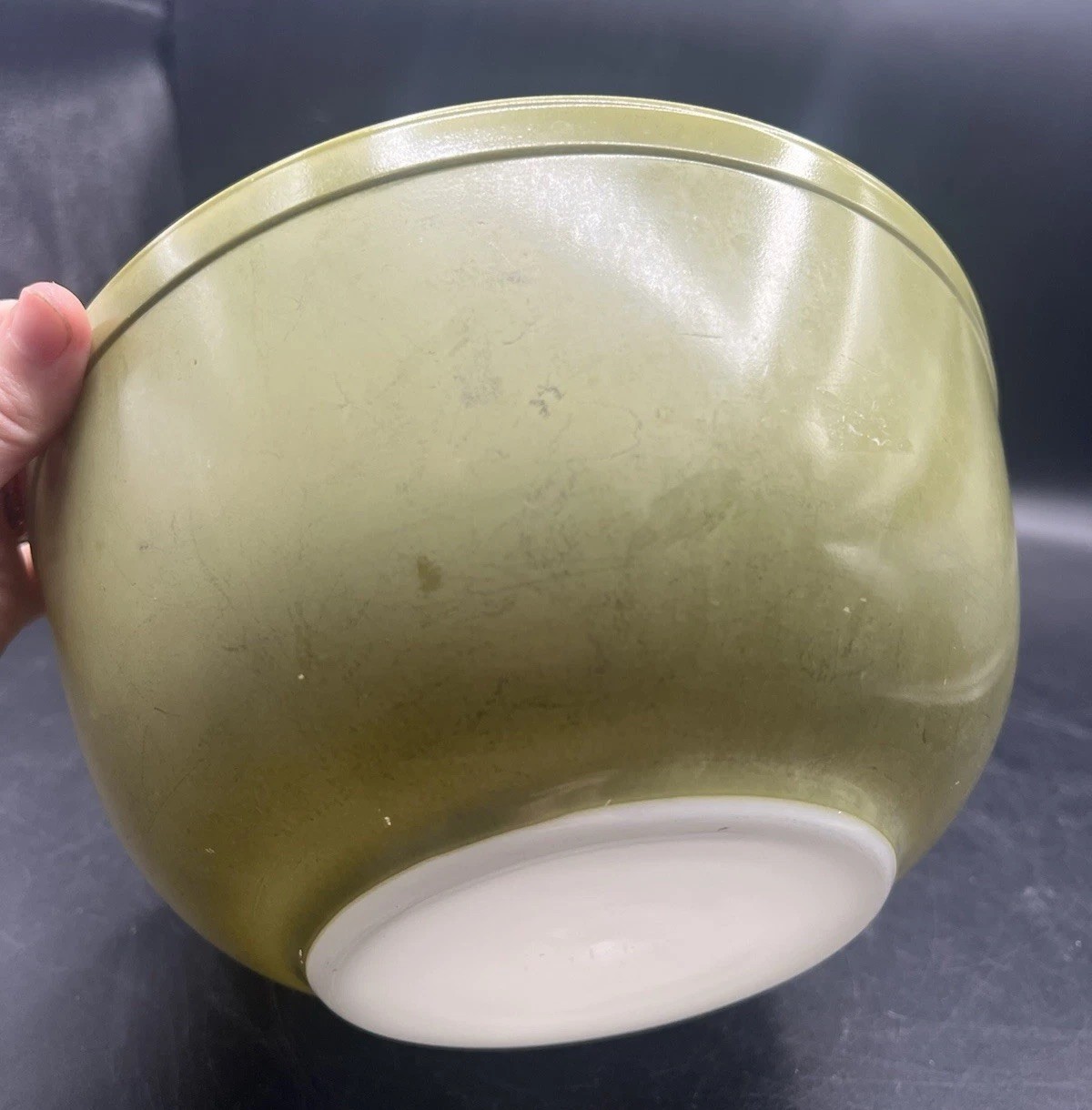 Pyrex Avocado Green Mixing Bowl 403 Vintage 8.5” 2.5 Qt