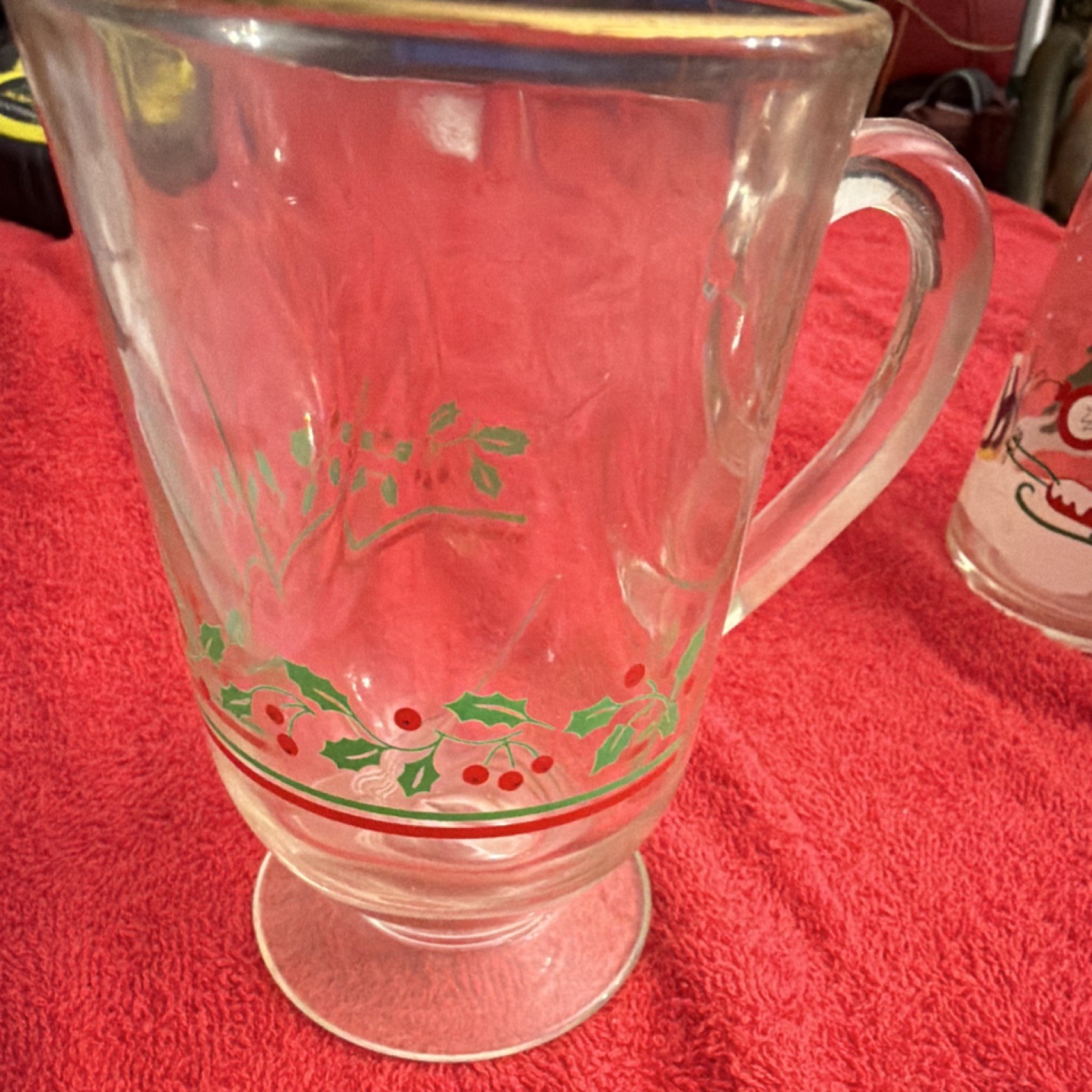 1980s vintage Arby’s coffee mug, berry chriatmas