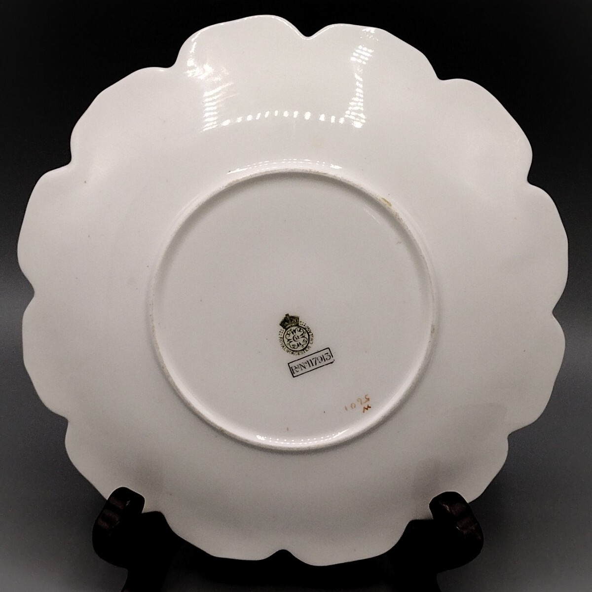 Royal Worcester Plate England Bone China 8½” Sage Scalloped Signed Antique Rare