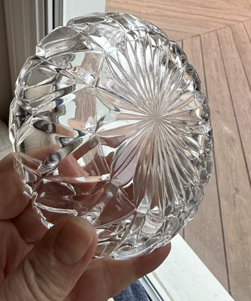 Hershey’s Kiss Clear Glass Trinket/Candy Dish with Lid