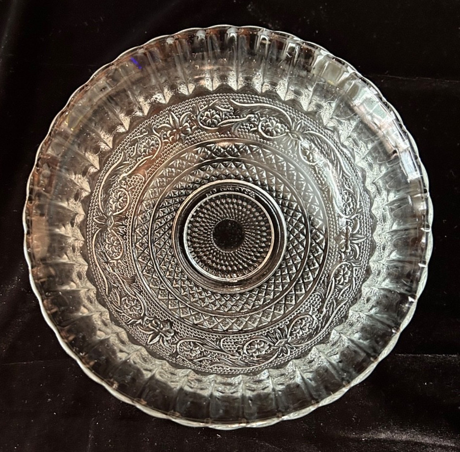 Set of 4 Vintage KIG Malaysia Fleur De Lis Round Glass Bowls 6 3/4″ Clear Glass