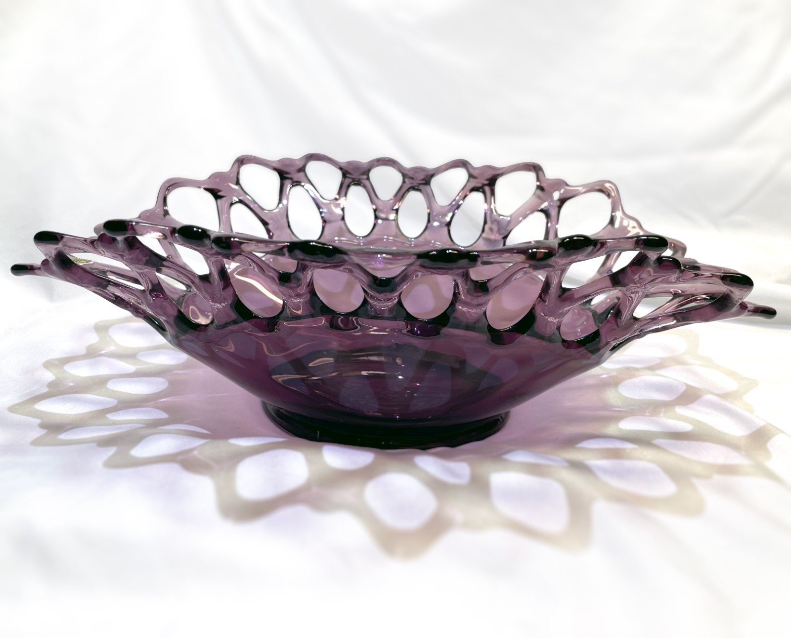 Vintage Westmoreland Purple Amethyst Glass Doric Lace Edge Bowl