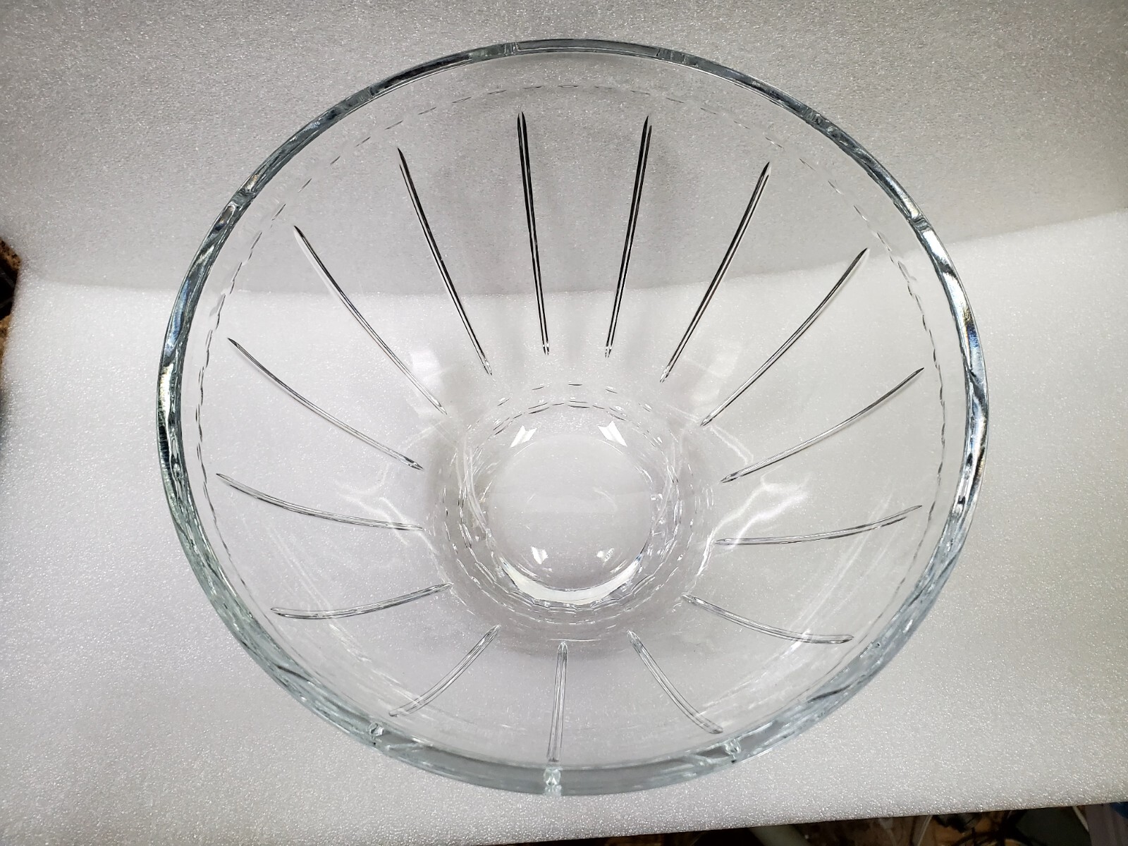 Wedgwood Vera Wang 10″ x 7″ Leaded Crystal Bowl Germany