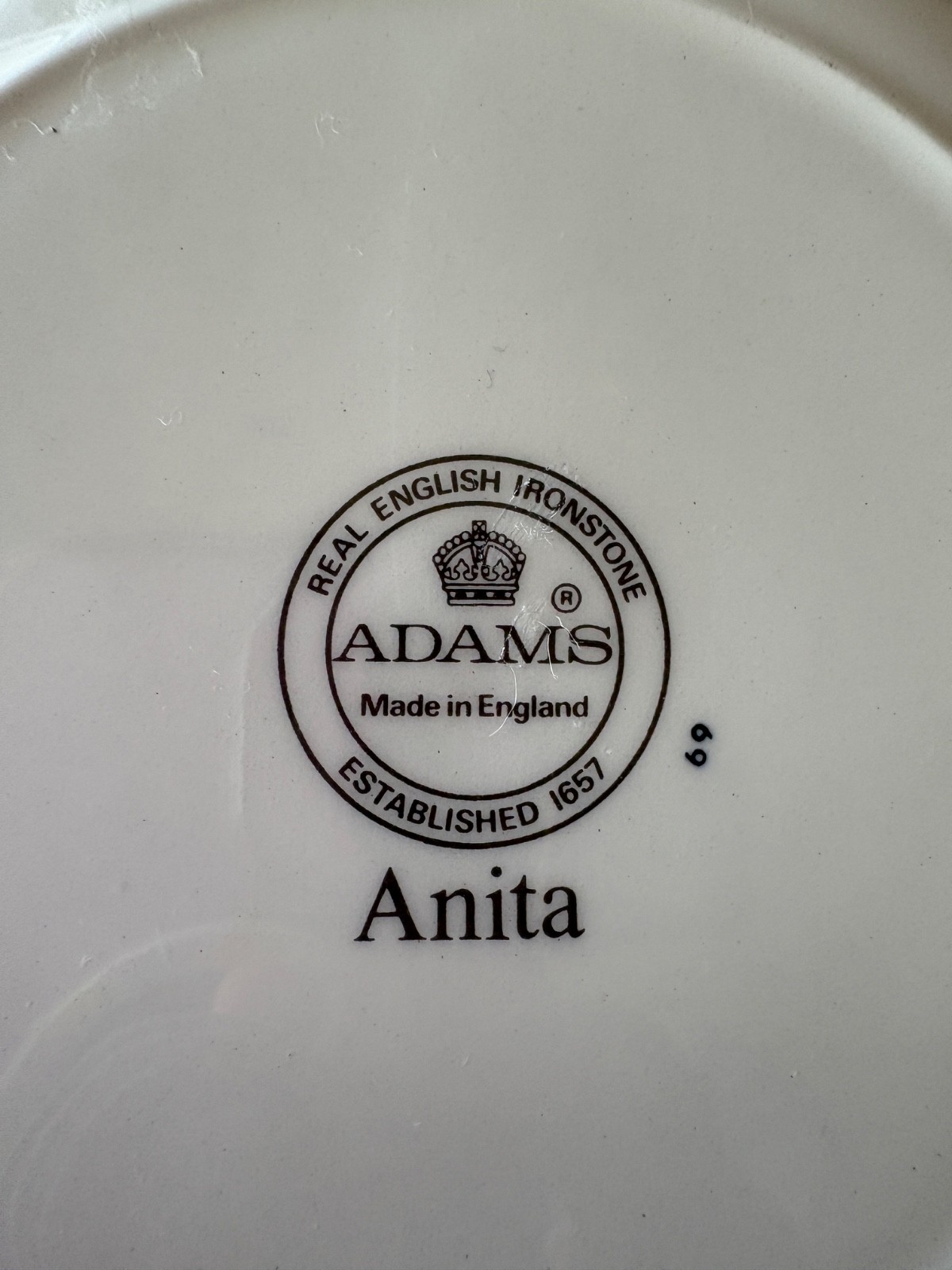6 Dishes – Adams English Ironstone Anita Pattern 4 Dinner & 2 Salad Plates
