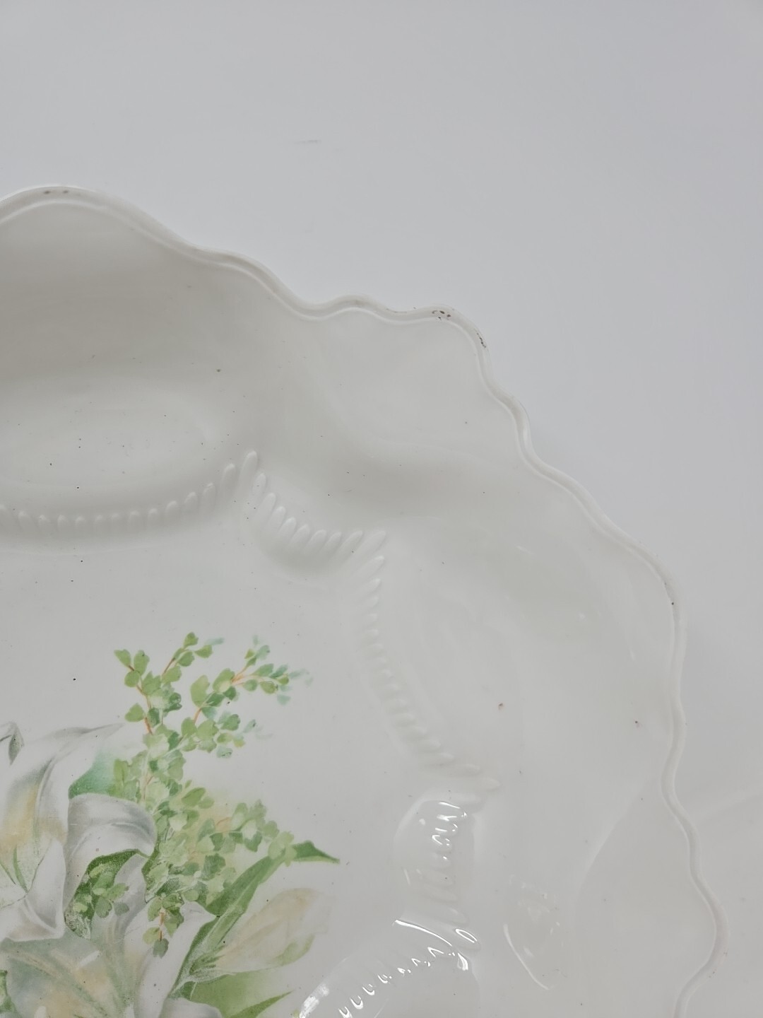 Antique RS Prussia Bowl — Lillies Decoration, Mold 252 11″