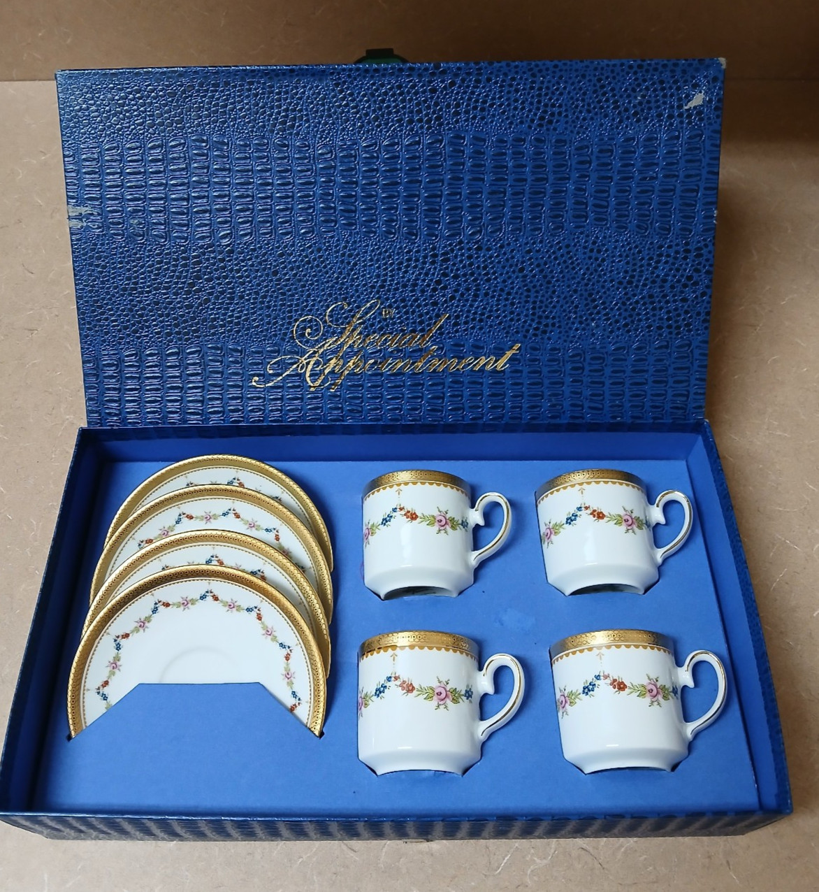 Tirschenreuth Bavaria Expresso Demitasse Cup & Saucer Set 4 Petite Rose Garland