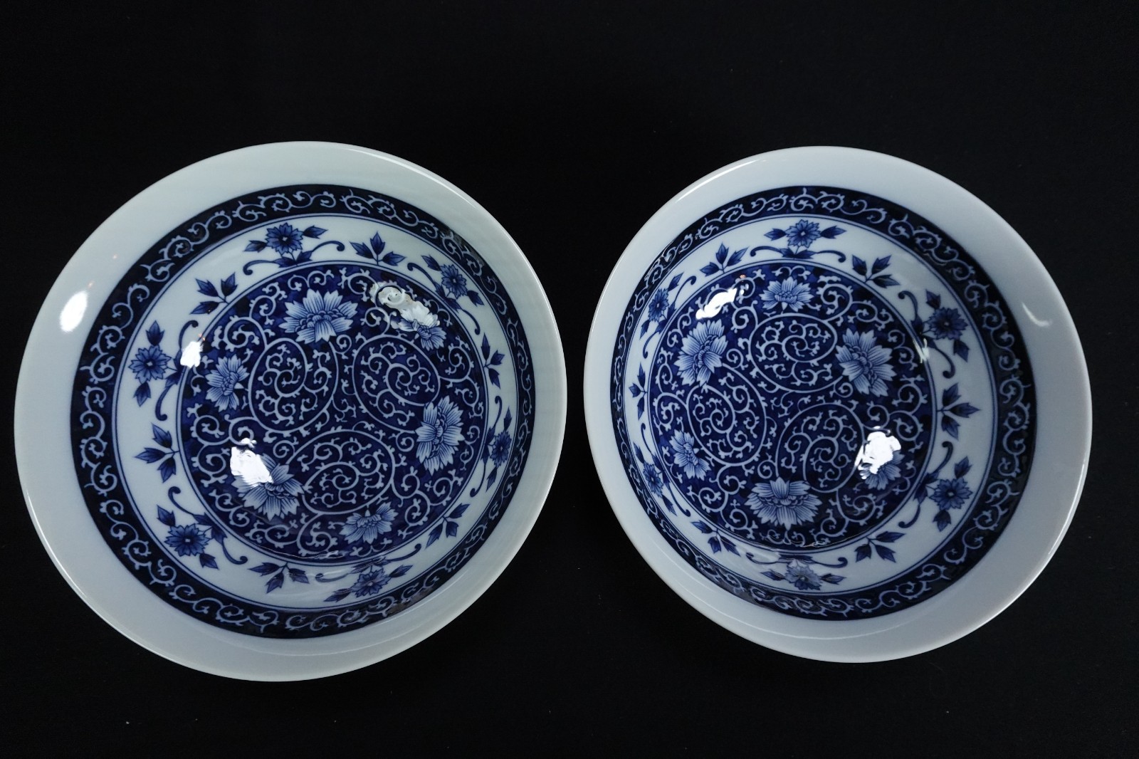 Matching Pair Yokohama Studio Japanese Blue Porcelain Ramen Rice Serving Bowls