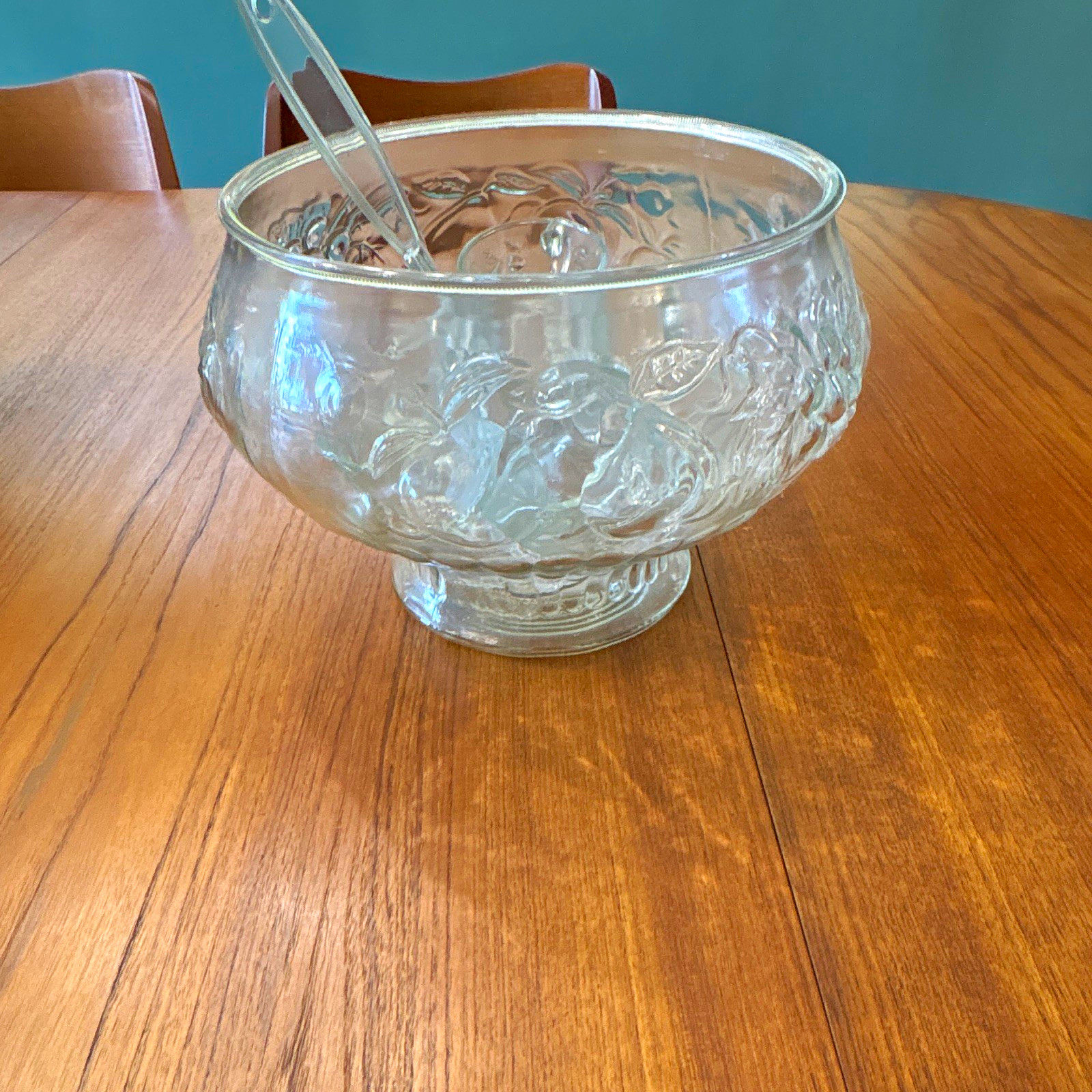Jeannette Glass punch bowl set in the “Fruit Clear” pattern.