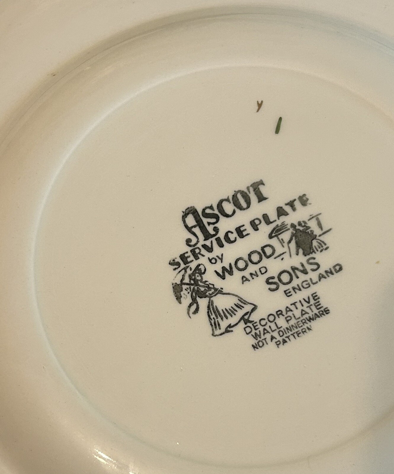 3 Vintage ASCORT SERVICE CHARGER WALL PLATES VILLAGE SCENE Wood & Sons England