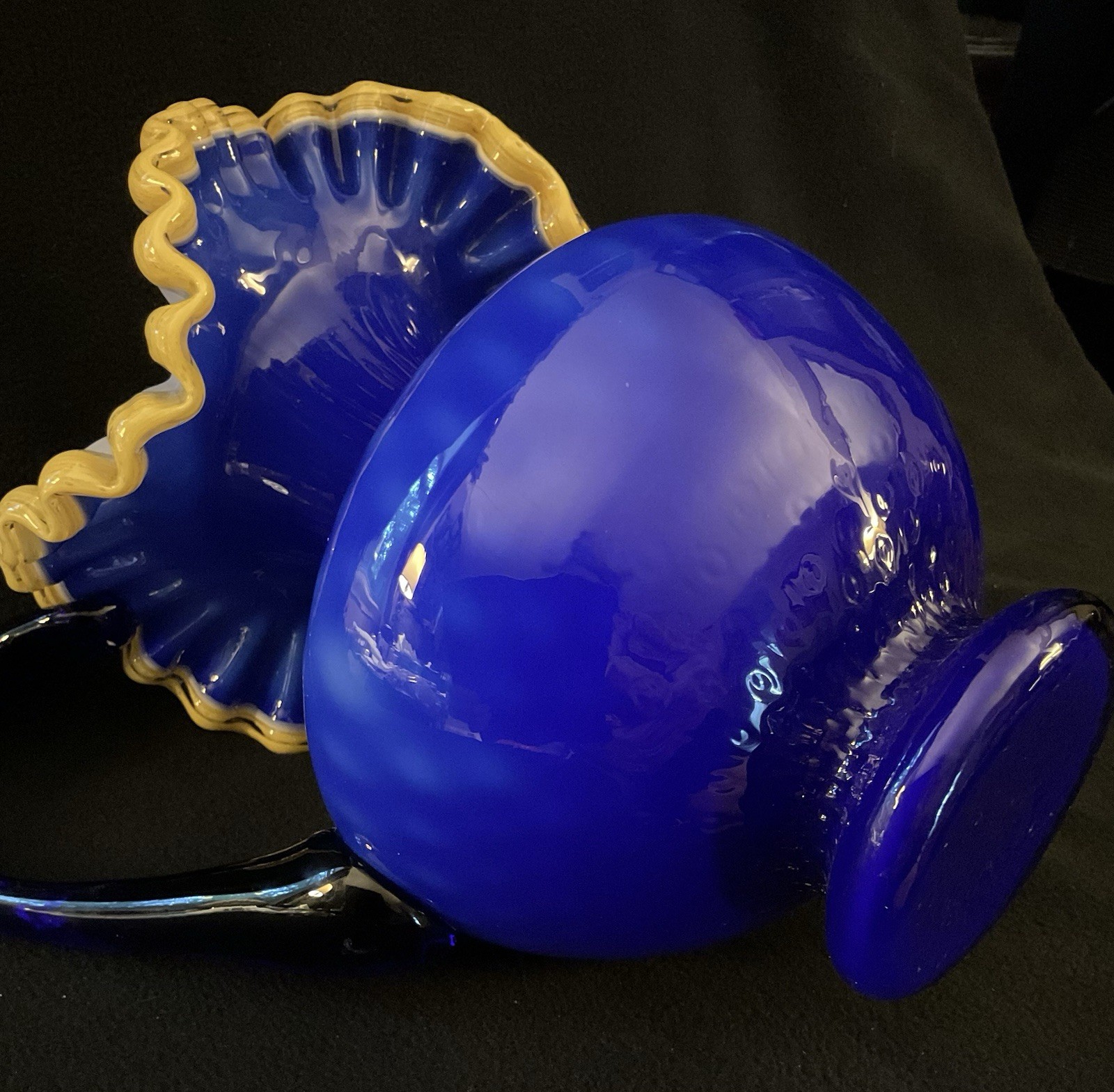 2 MCM Arte Murano Kristall Mery Cobalt Blue Pitcher W/Yellow Ruffled Rim 8.5