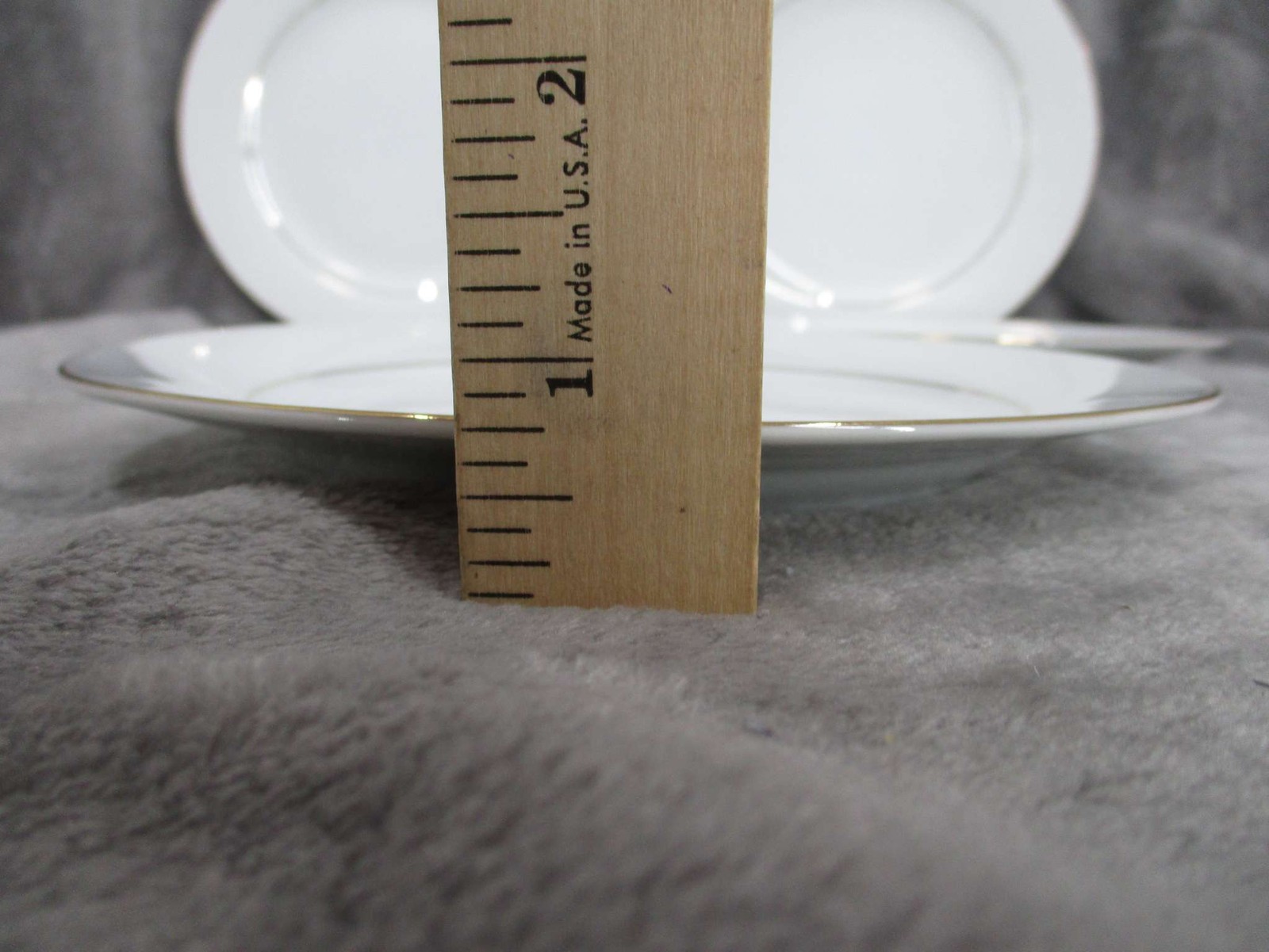 Sakura White Gold Rim Salad Bread Plates Set 4pc Formal Dining Serving Dishware