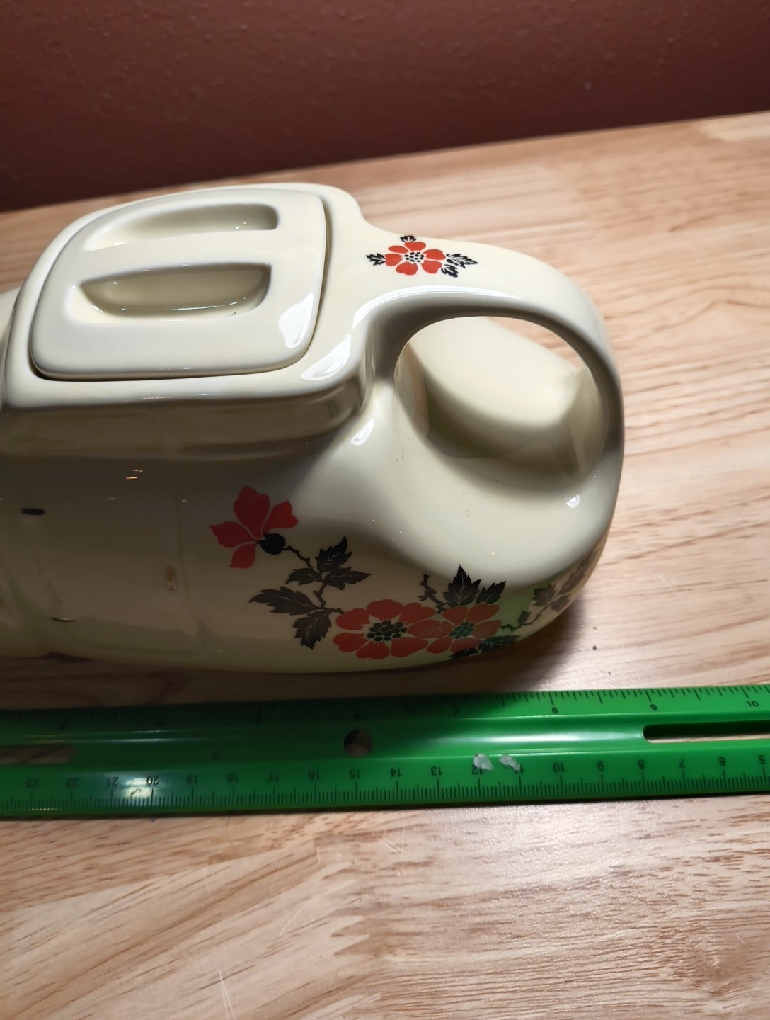 Vintage Hall Red Poppy Limited Edition Auto Teapot Car