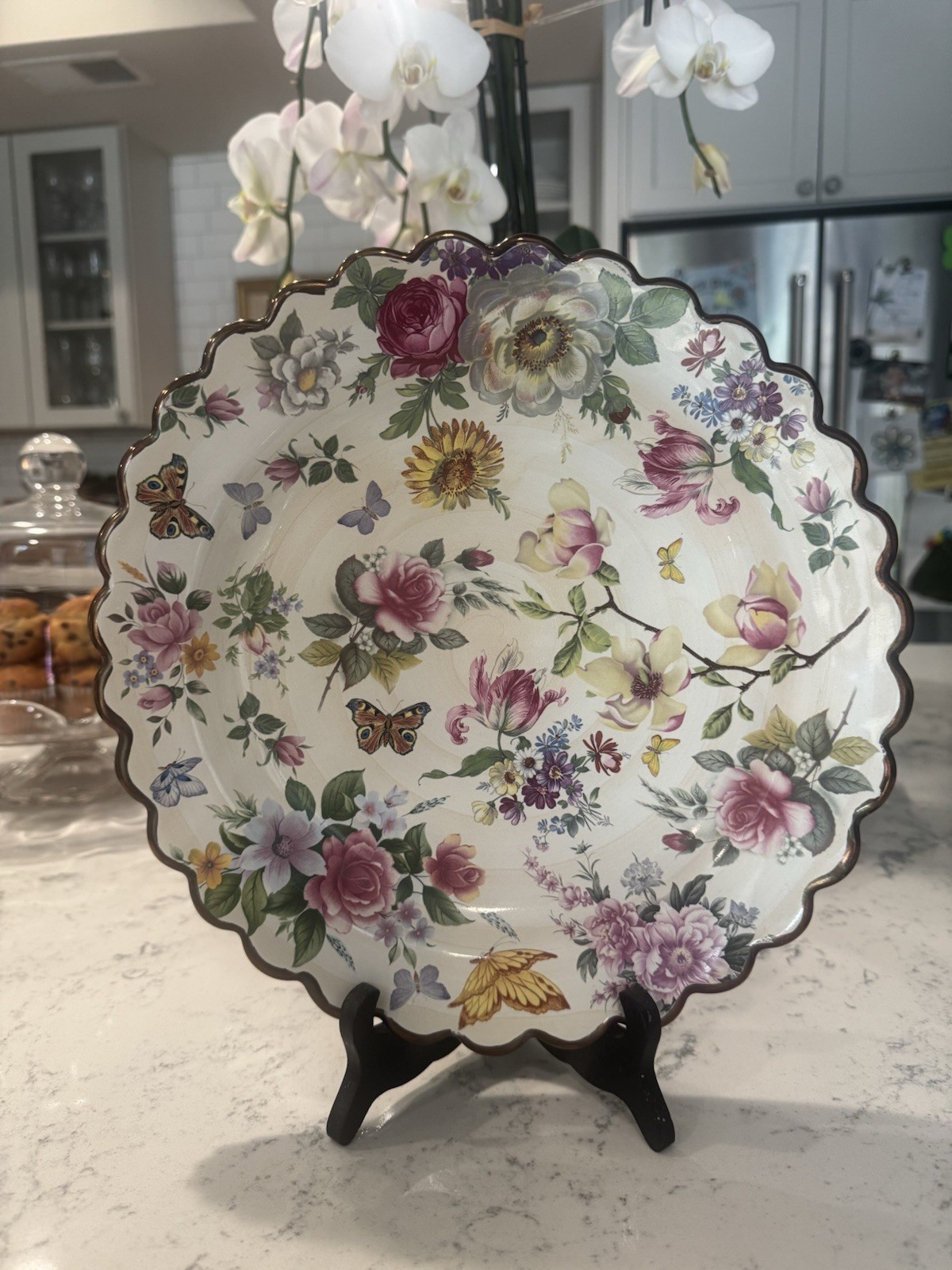Mackenzie-Childs Chelsea Luster Dinner Plate.