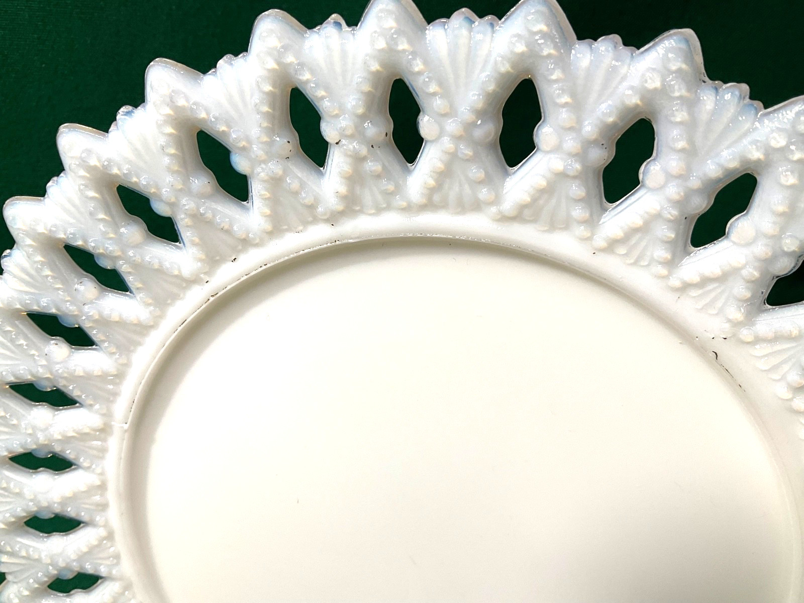 Vtg Kemple Milk Glass Iridescent Sheaf of Wheat Reticulated Rim Plate Party Dish