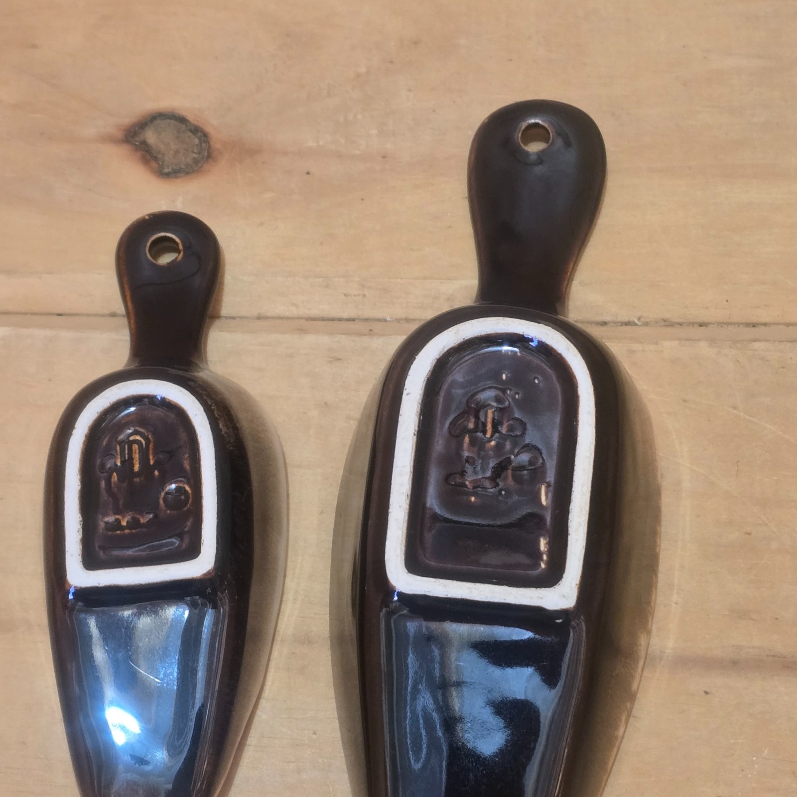 2 Pfaltzgraff Gourmet Brown Drip Small Nesting Scoops. 5¼”L x 1⅞”W x 1⅛”H & 7⅜”L