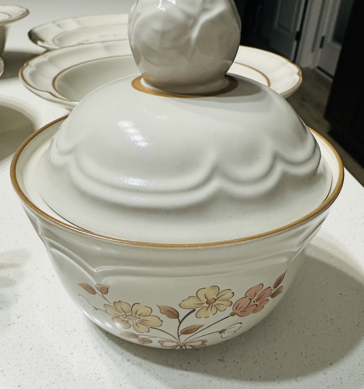 Cordella Stoneware Mixed lot BURNET