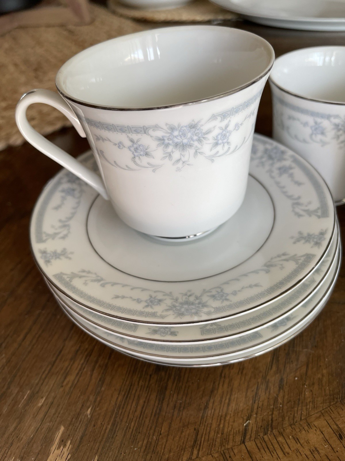 4 Sheffield Blue Whisper Porcelain Fine China Footed Cups And Saucers Japan1985