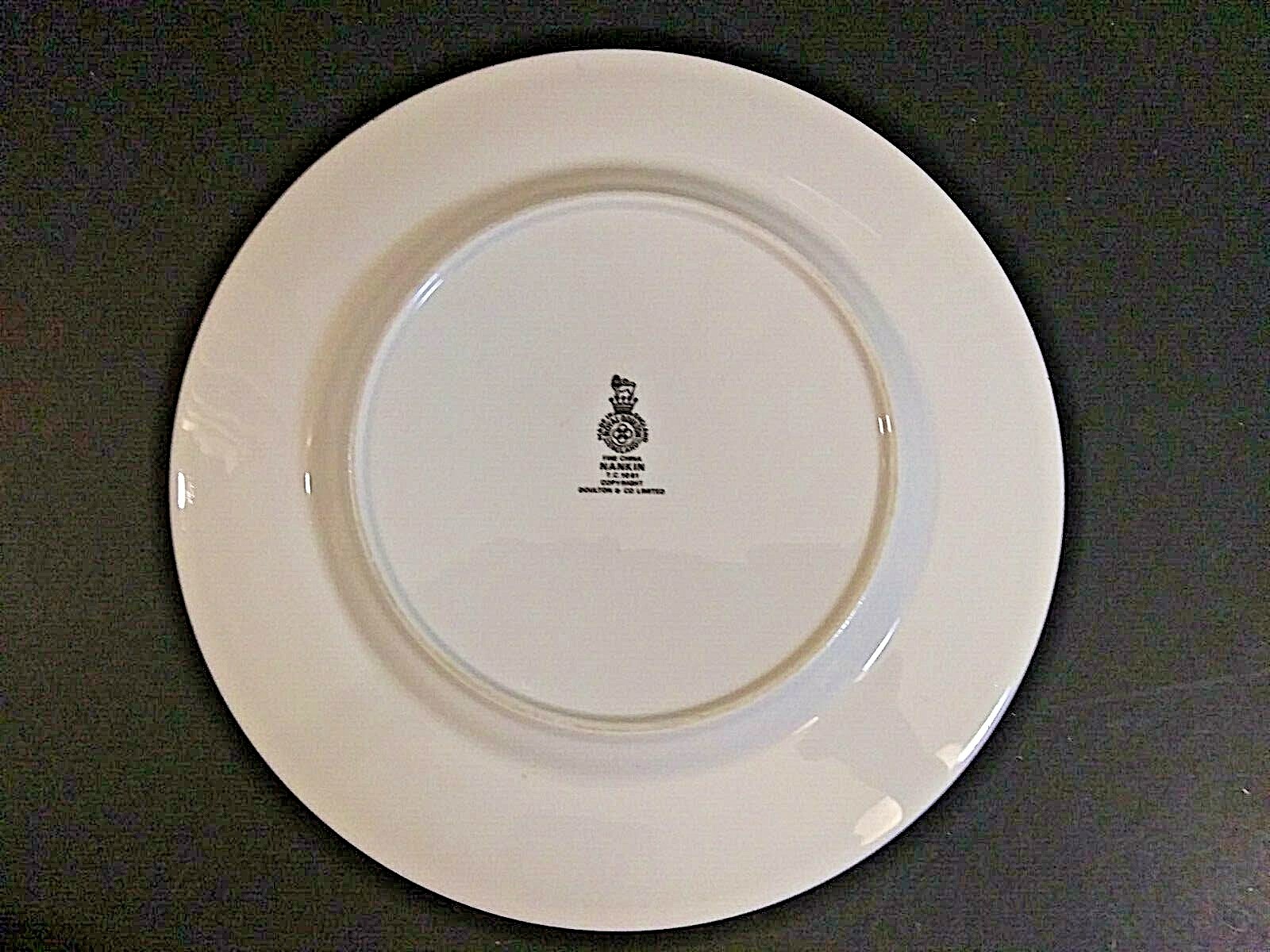 Royal Doulton Nankin TC1091 8″ Salad Plate