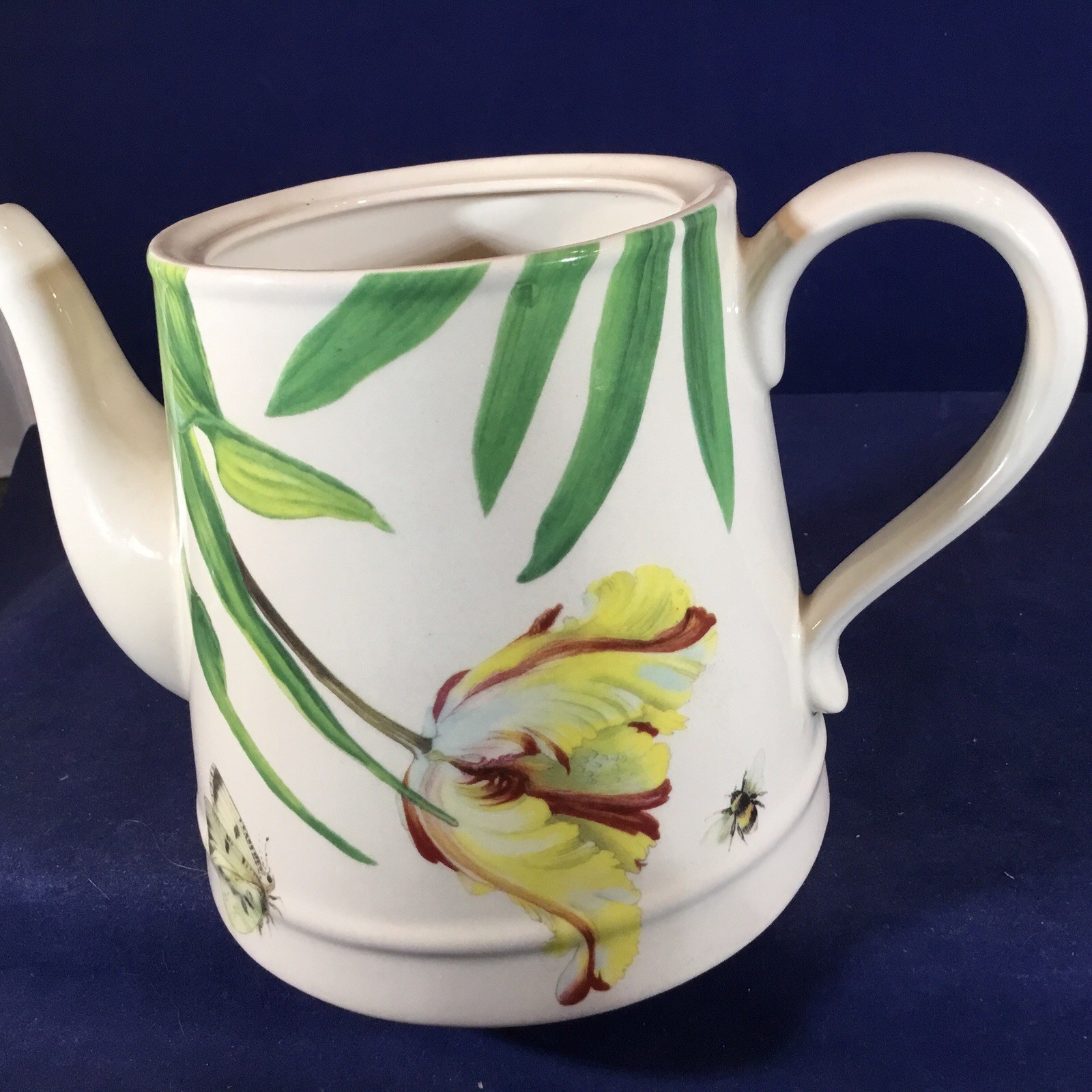 SPODE Porcelain ‘Floral Haven’ COFFEE or TEA POT w Butterflies Bees Model S3767