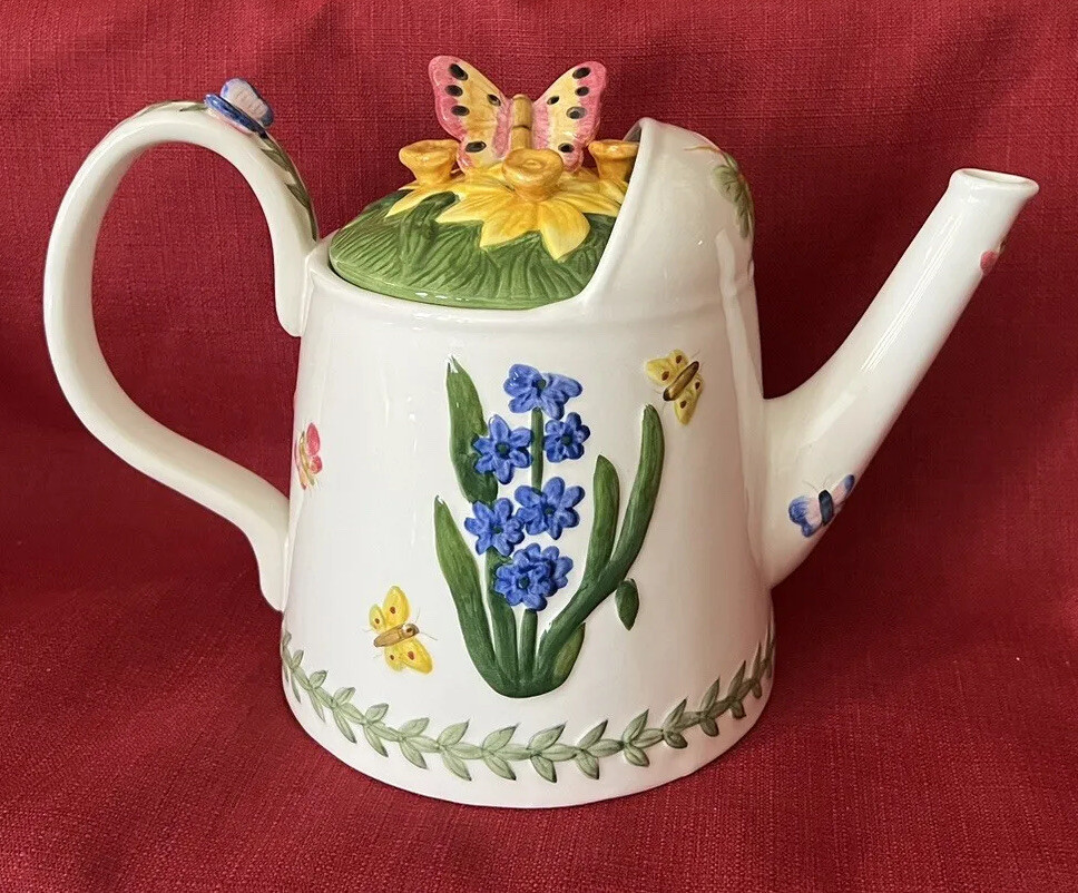 Portmeirion Botanic Garden Watering Can Teapot Butterflies Flowers 2.75pt/1.65qt