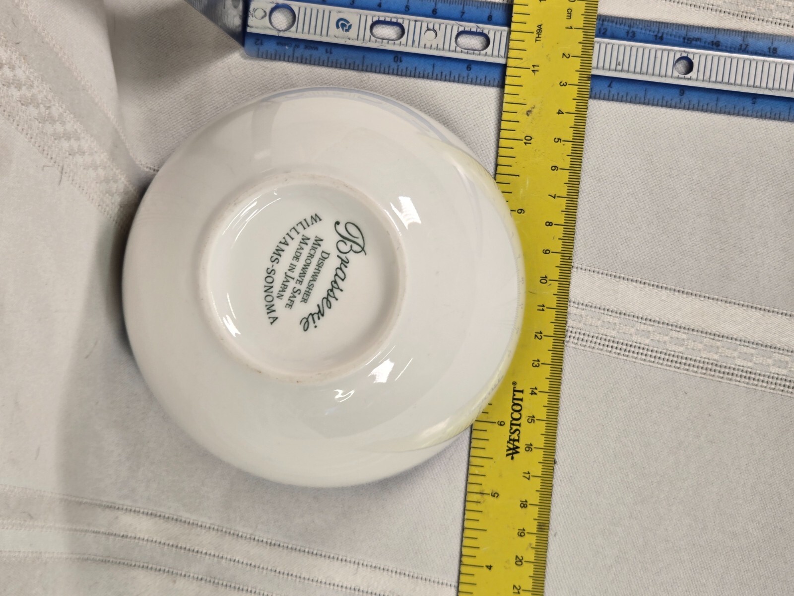 HAS UTENSIL MARKS Williams Sonoma BRASSERIE White Blue 5.5″ Cereal Soup Bowl