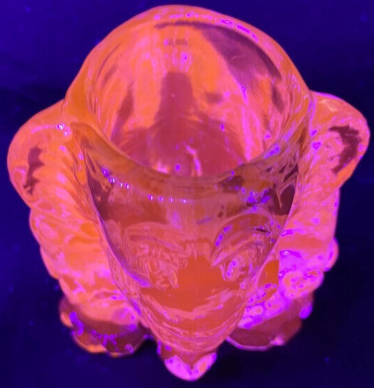 Blue Vaseline glass Circus elephant toothpick Q-tip holder uranium match crying
