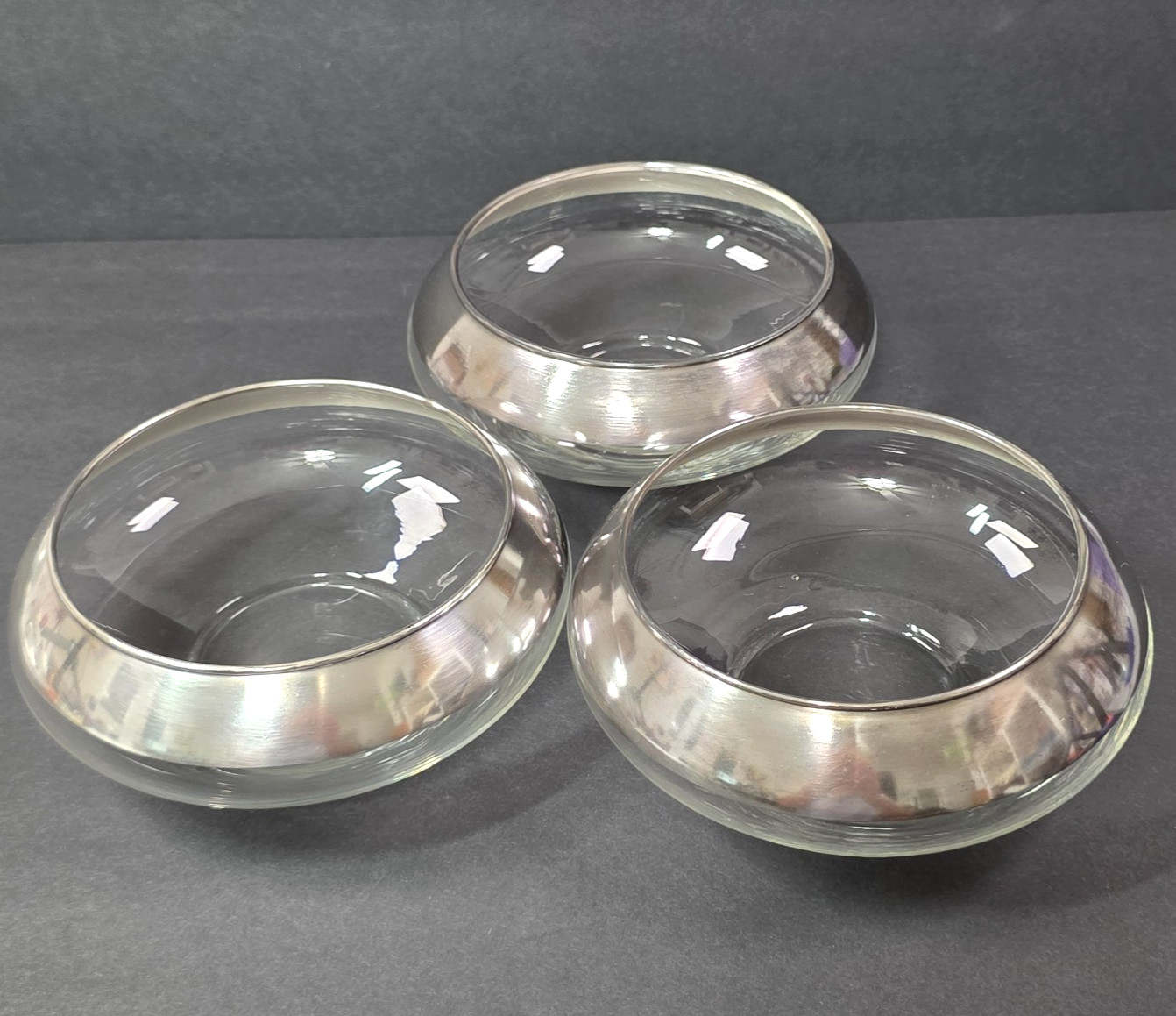 Dorothy Thorpe Allegro Silver Rim Glass Bowl MCM Hollywood Regency Home Decor