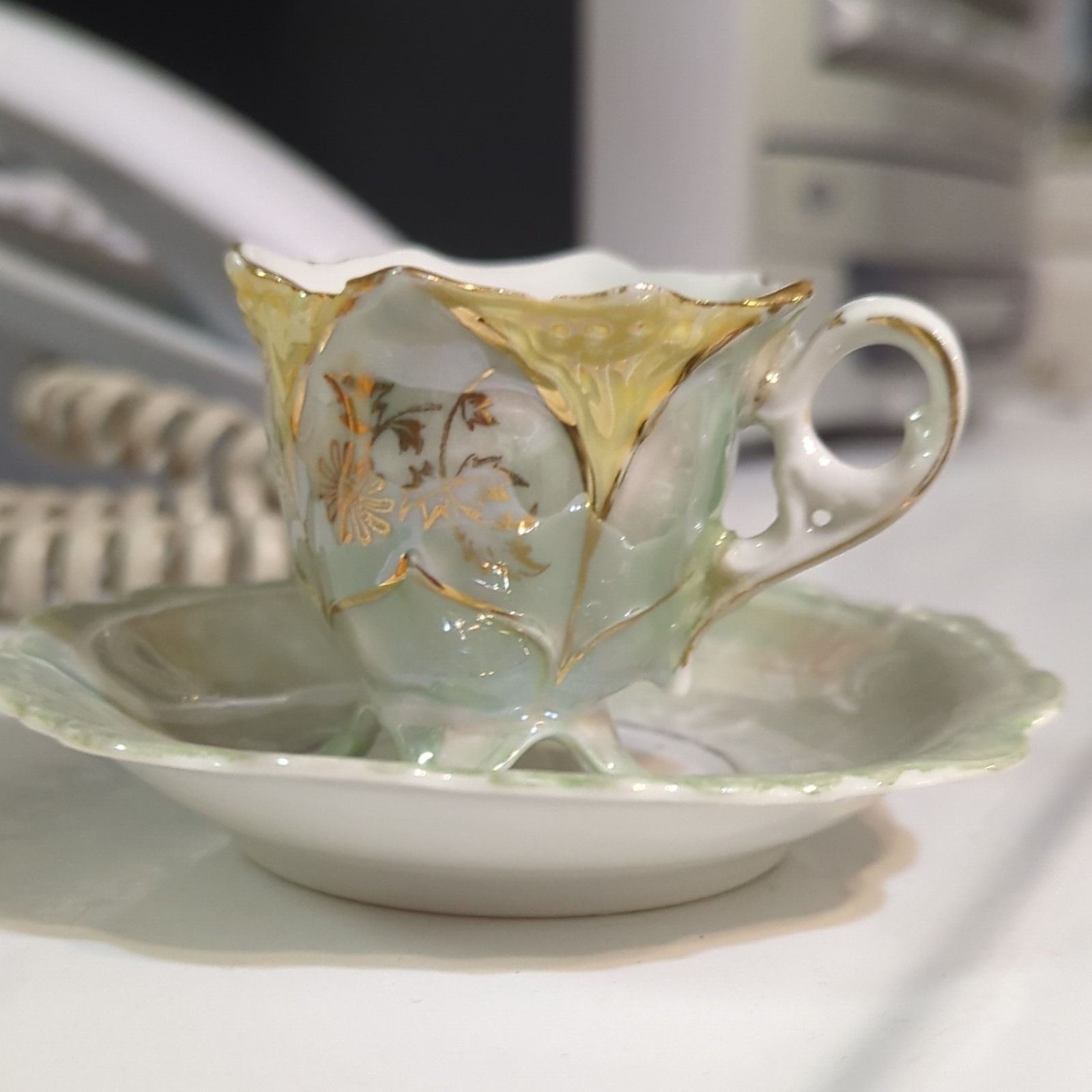 O.R.M.A.N.C. Floral Tea Cup & Saucer 2-Piece Set Green White Gold Decor