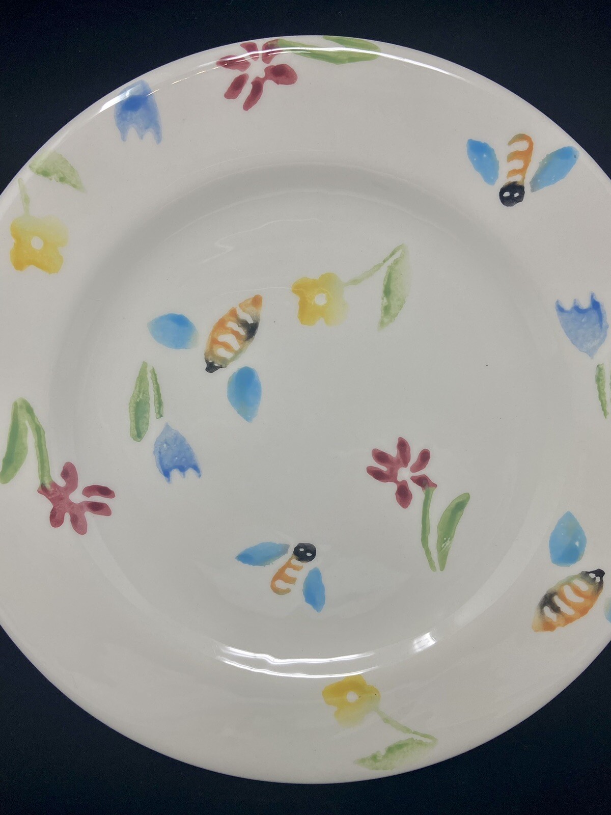Tre Ci Italian Ceramic Rimmed Salad Plate w/ Bumble Bee & Floral Design