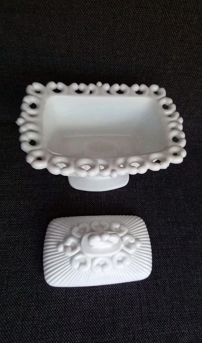 Westmoreland DORIC Ribbed Open Lace Milk Glass Pedestal Compote Bowl with Lid