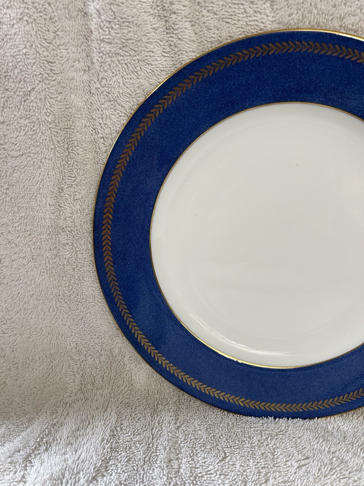 Wedgwood Bone China Dinner Plates Blue With Gold Trim. 10 1/4 Inches