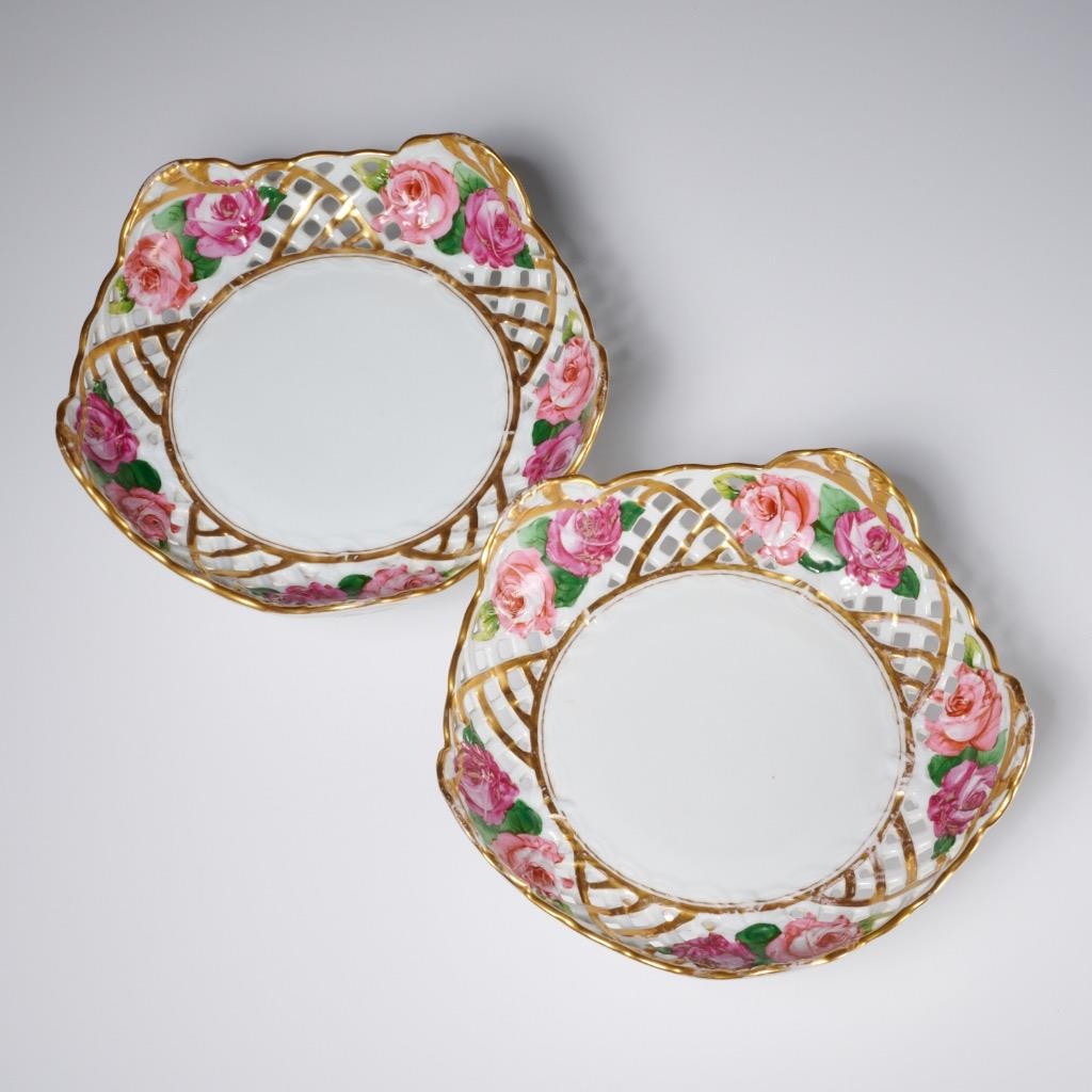 Saxe Germany Reticulated Pink Rose Porcelain Pedestal Compote Bowl Dish 9″ Pair