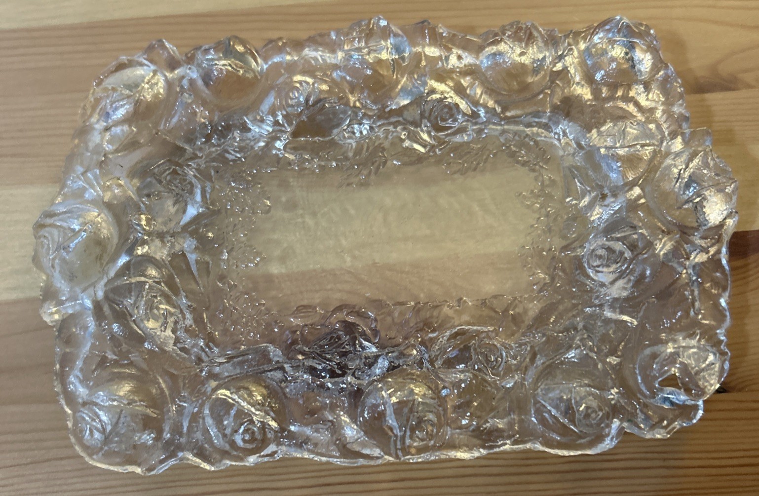 Raised Rose Petal Pattern Perimeter Butter Dish~Antique~Stunning!
