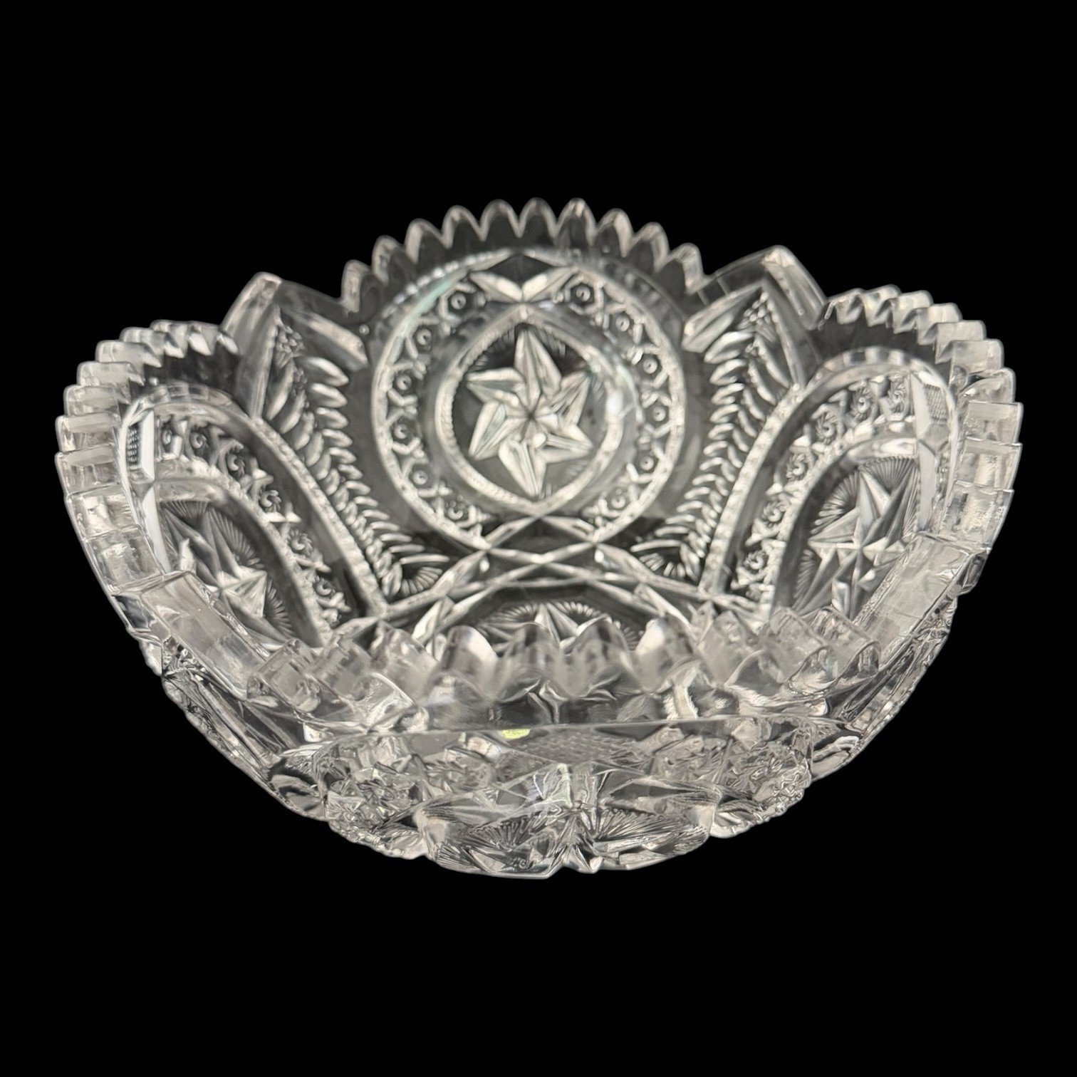 EAPG Antique 1905 McKee Nortec Centipede Glass Sawtooth Serving Bowl 8 1/4” Chip