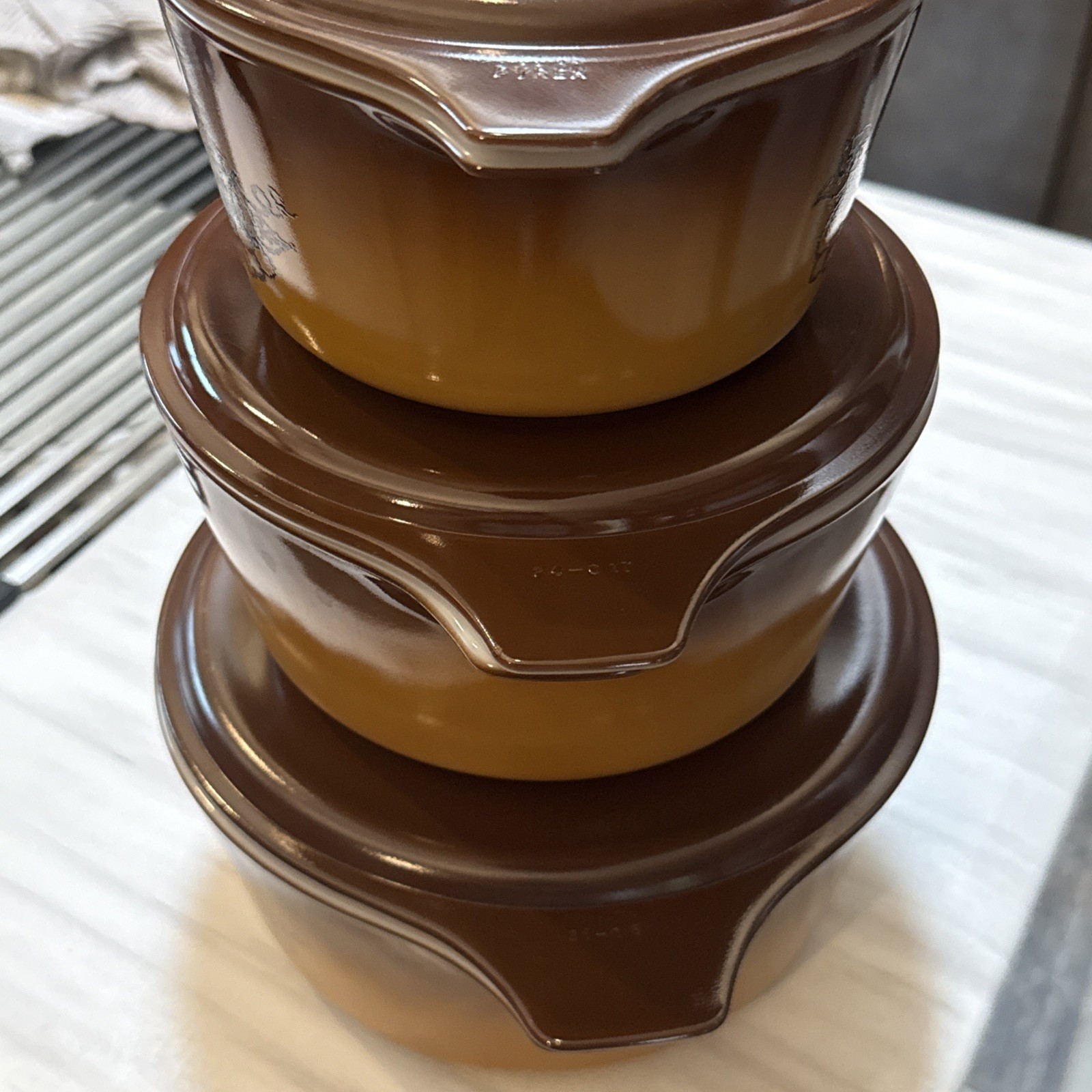 Lot of 3 Vintage Pyrex Old Orchard Brown Casserole Set with Lids 473, 474 475