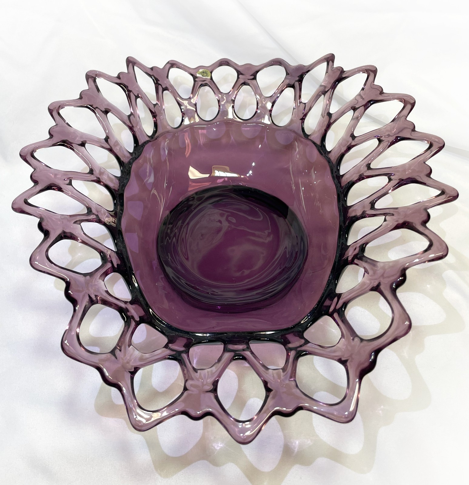 Vintage Westmoreland Purple Amethyst Glass Doric Lace Edge Bowl