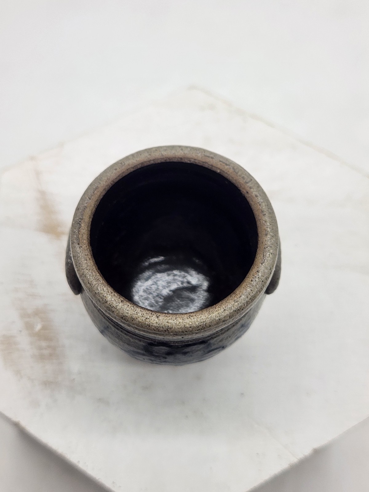 1992 Rowe Pottery Works Miniature Crock Stoneware Salt Glaze Blue Flower 1.5″