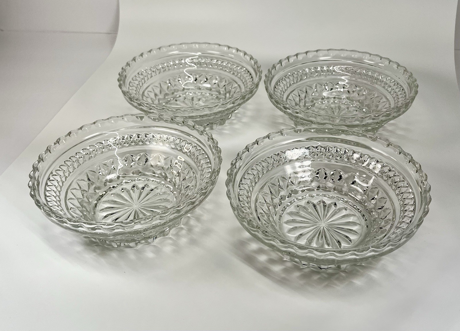 Set Of 4 Vtg Anchor Hocking Wexford Diamond Clear Glass Berry Dessert Bowls Box