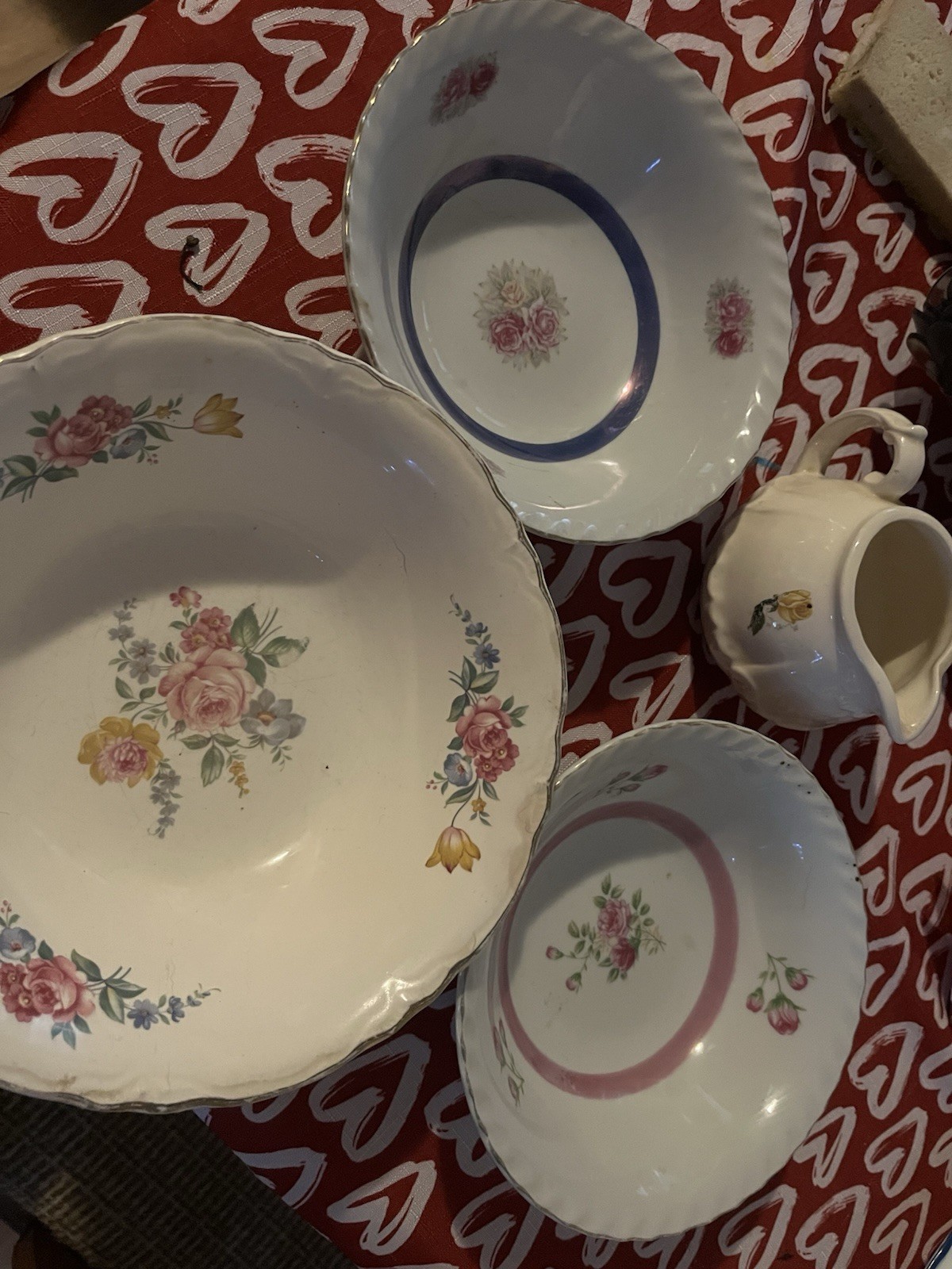 Ceramic Floral Pottery Dinner Set w/ Bowls & Creamer