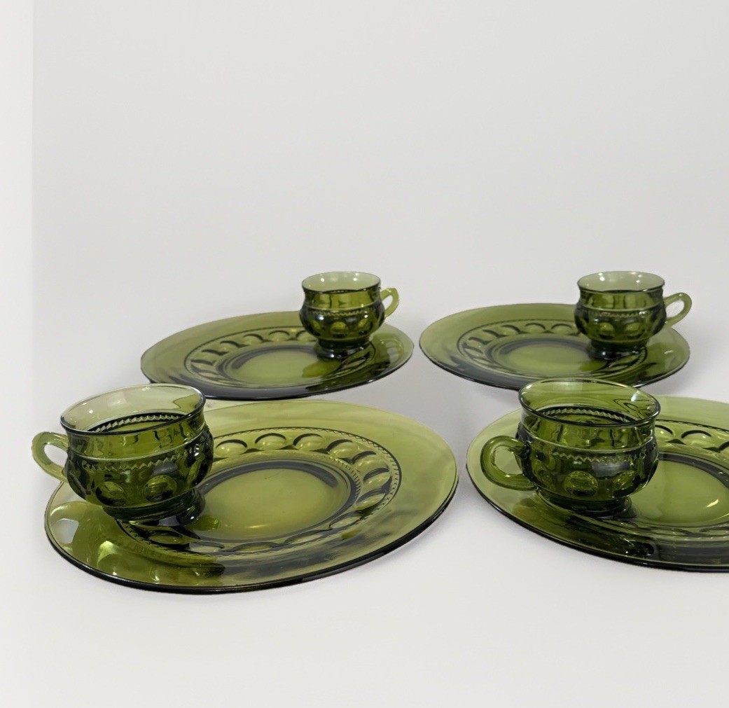 Vintage Indiana Glass Olive Green Thumbprint Cup & Saucer Set of 4 Kings Crown