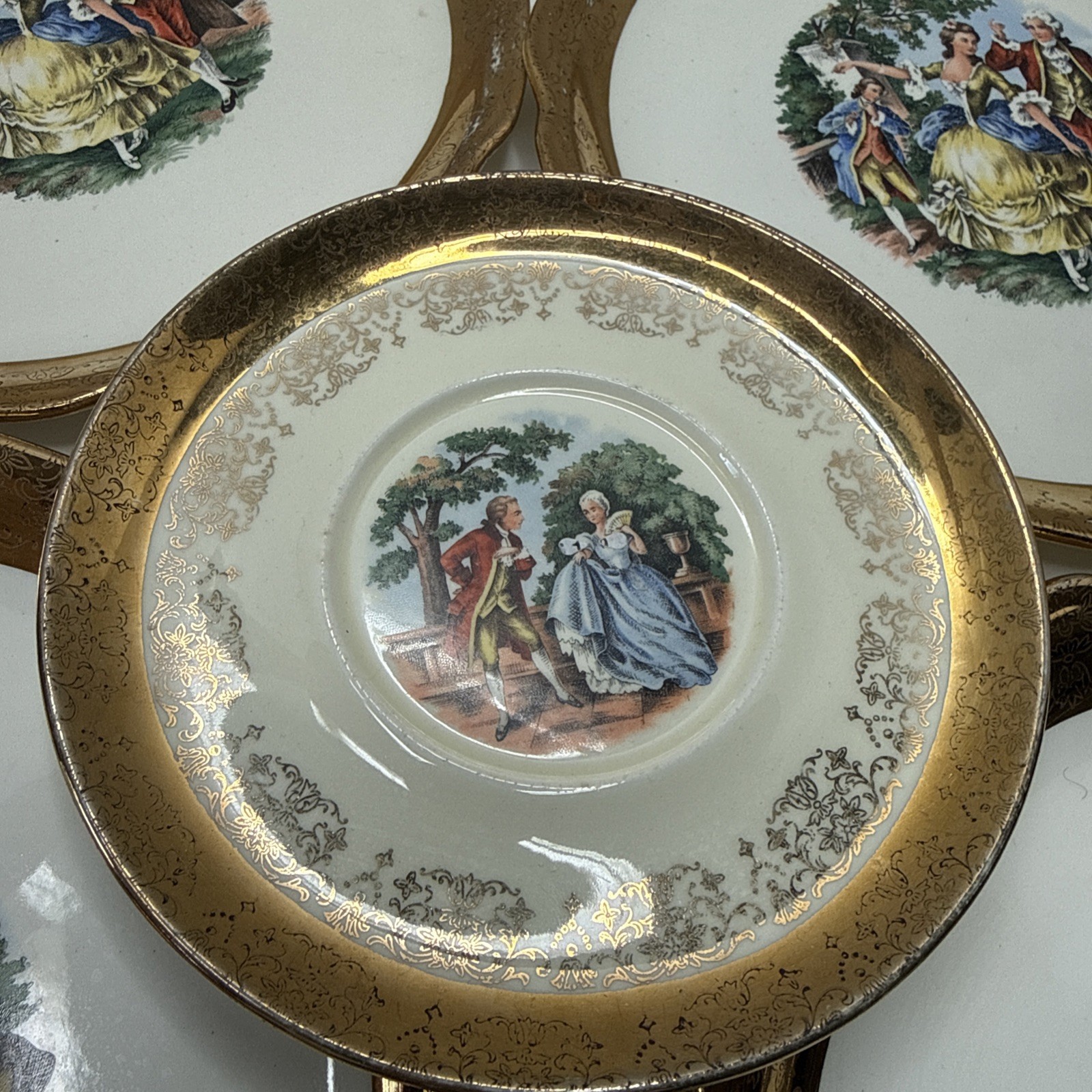Vintage Sabin CREST-O-GOLD 22kGold Warranted 9In 4 Plates 5In 1 Bowl, Cup Saucer