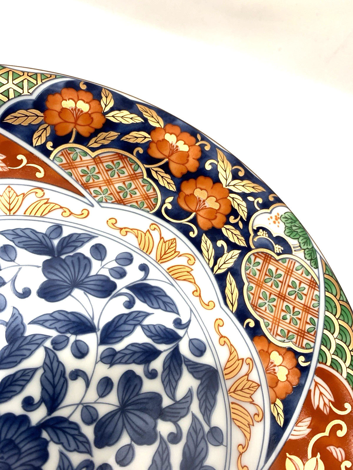 GUMPS KARAKUSA SET 4 DINNER PLATE 10.25″IMARI RUST BLUE GREEN FLORAL SMOOTH EDGE